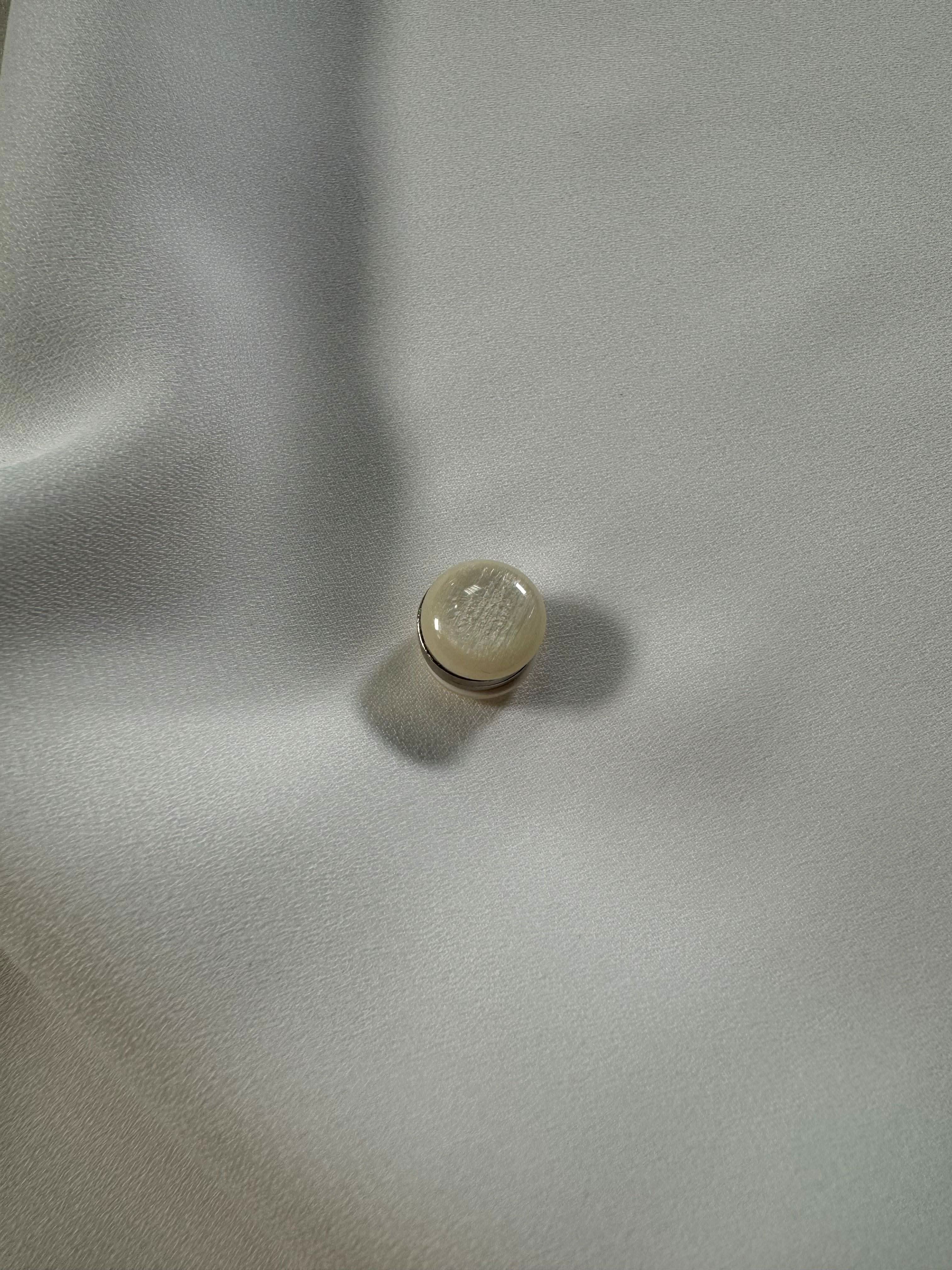 Mini Magnet - white - Losyana.Shop