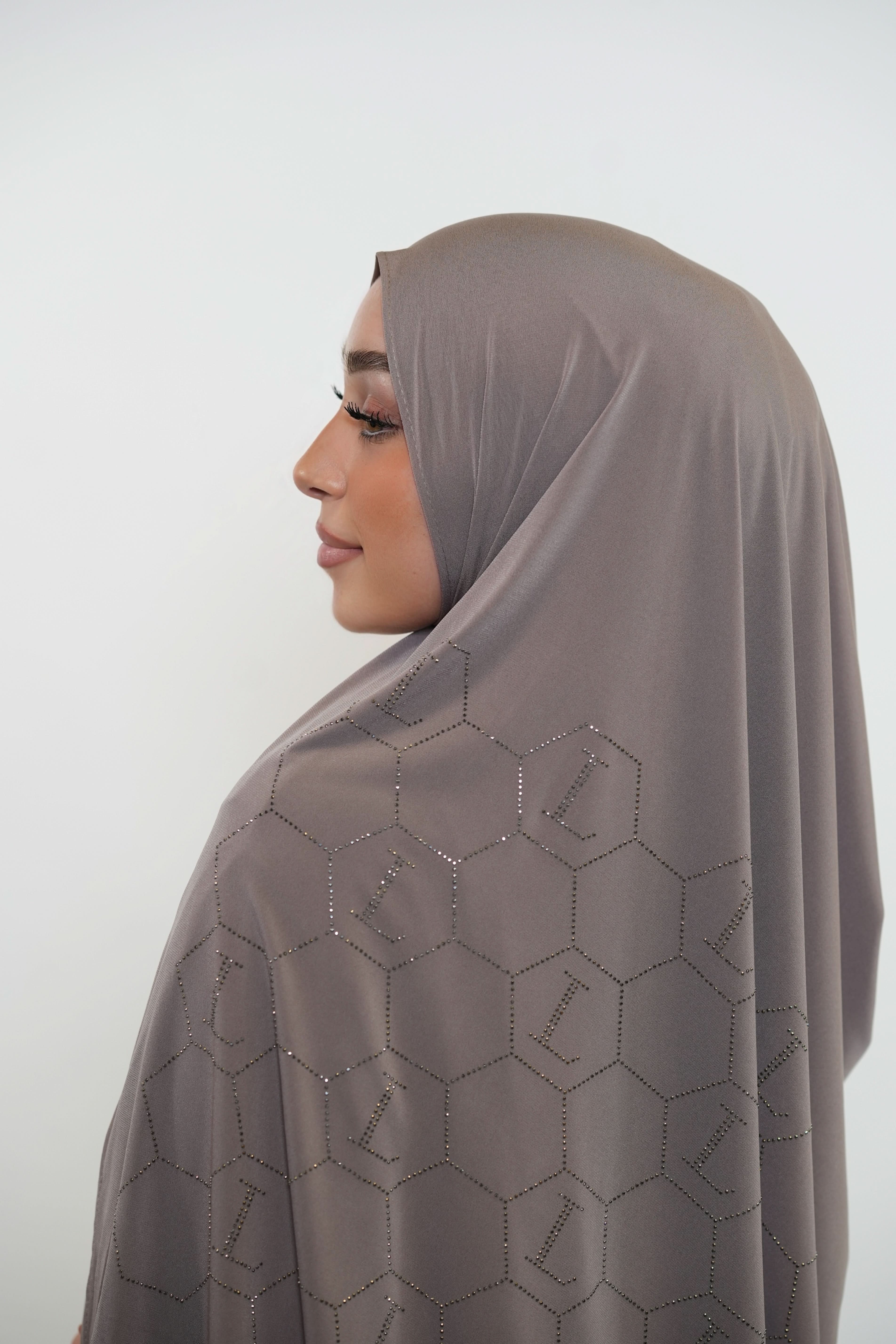 Premium Jersey Strass “L” - taupe - Losyana.Shop