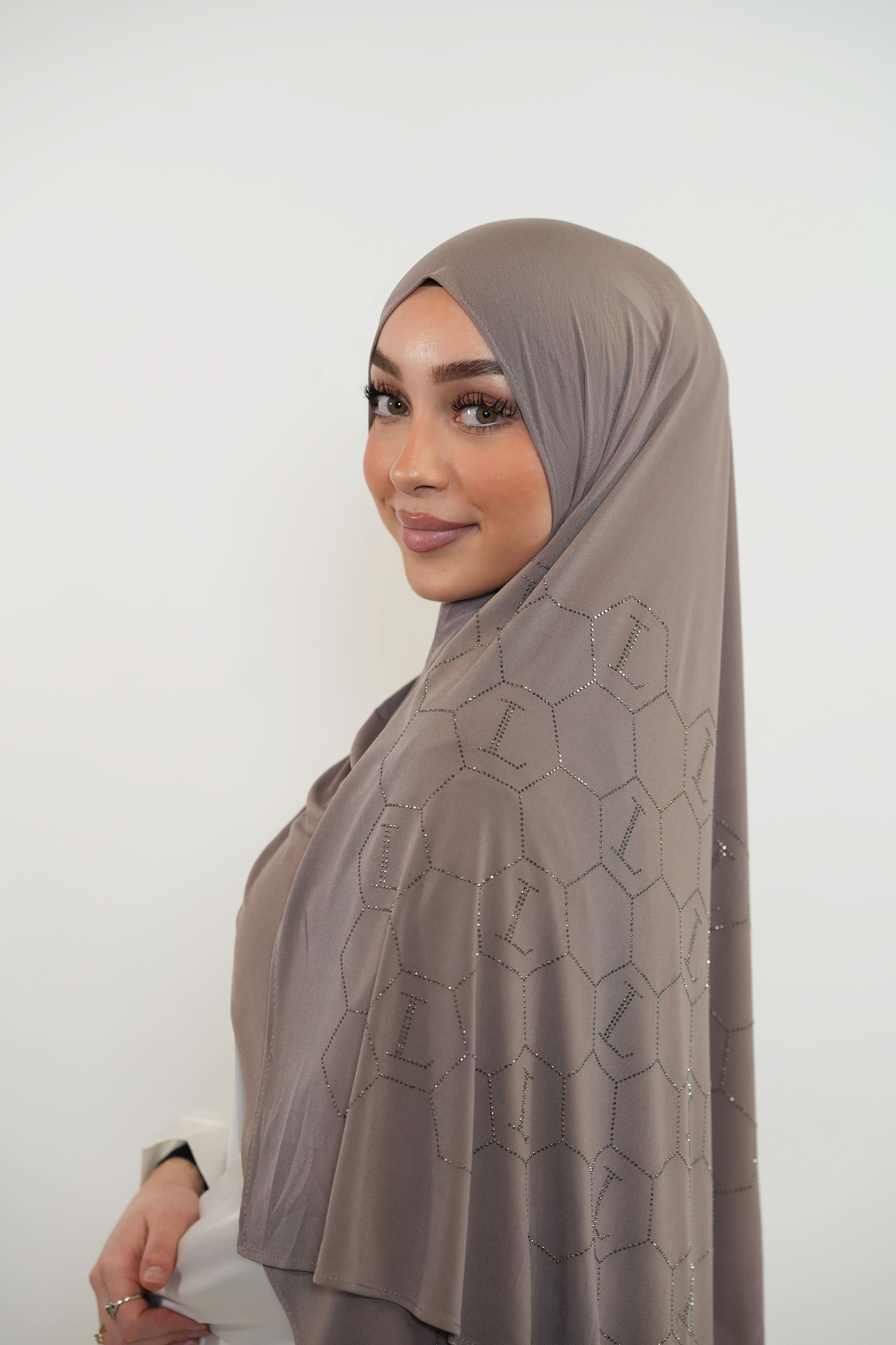 Premium Jersey Strass “L” - taupe - Losyana.Shop