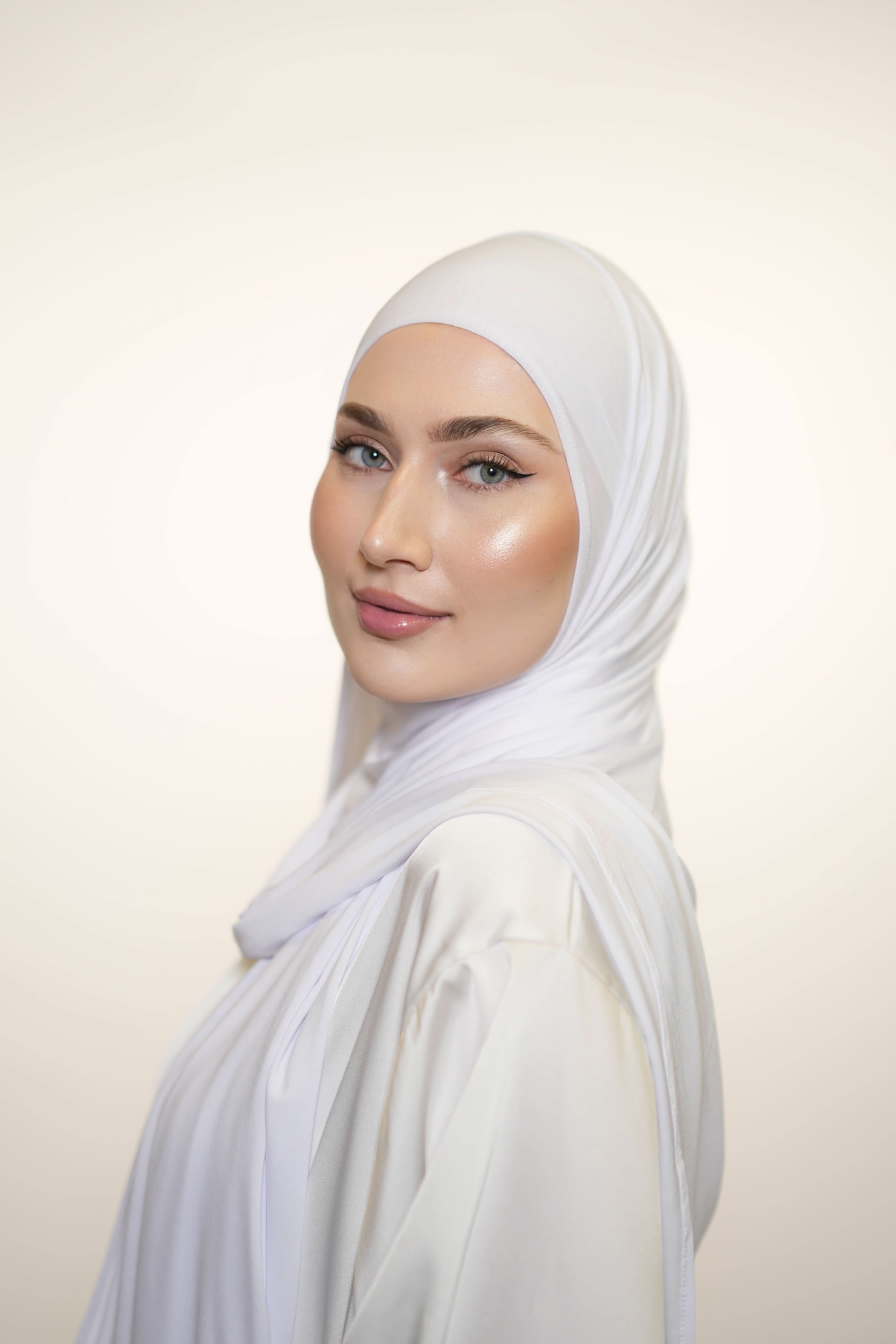 Vela Jersey - cold white - Losyana.Shop