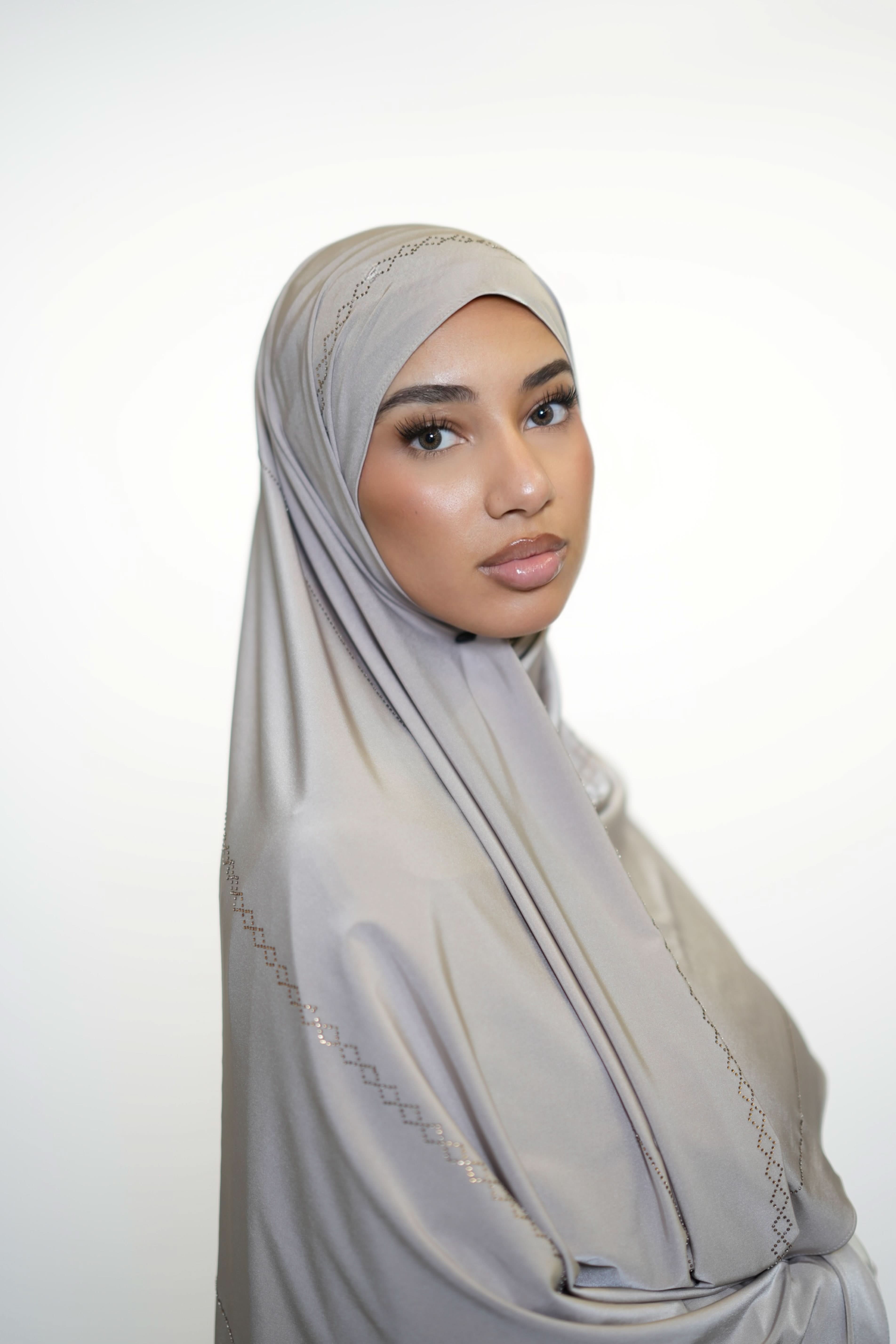 Diamond Satin premium Jersey - bone - Losyana.Shop