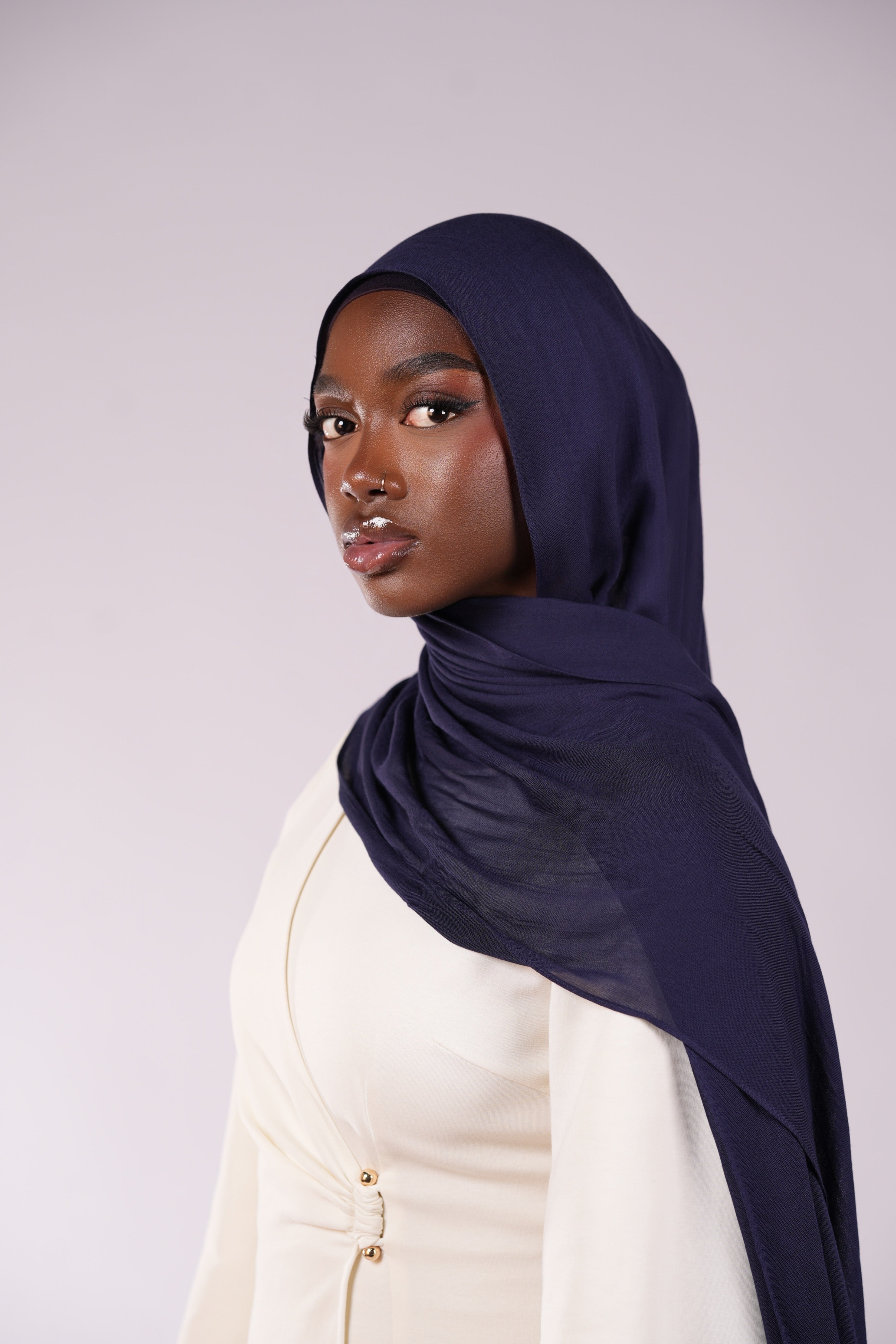 Lightweight Modal Hijab