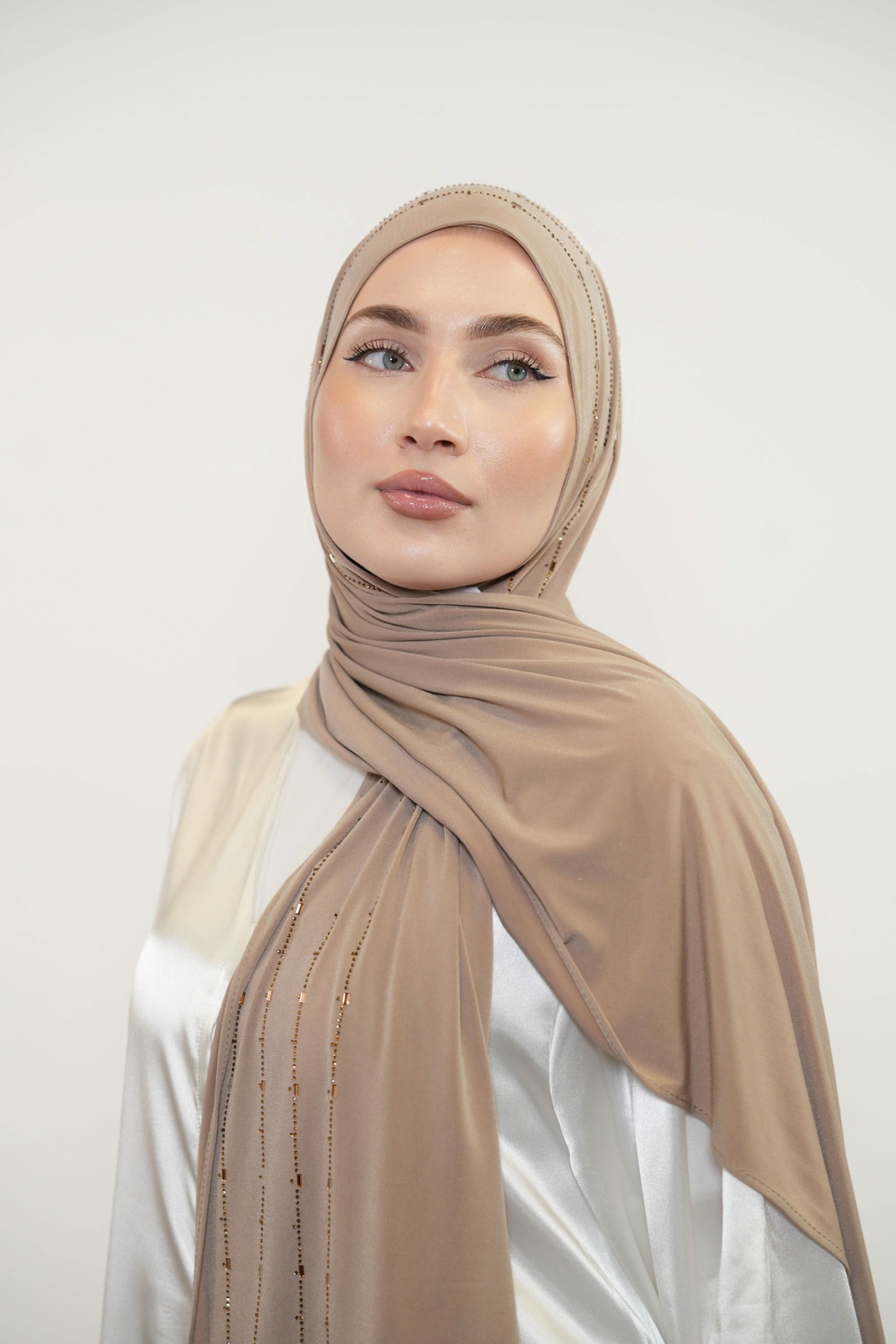 Premium Jersey Strass - taupe - Losyana.Shop