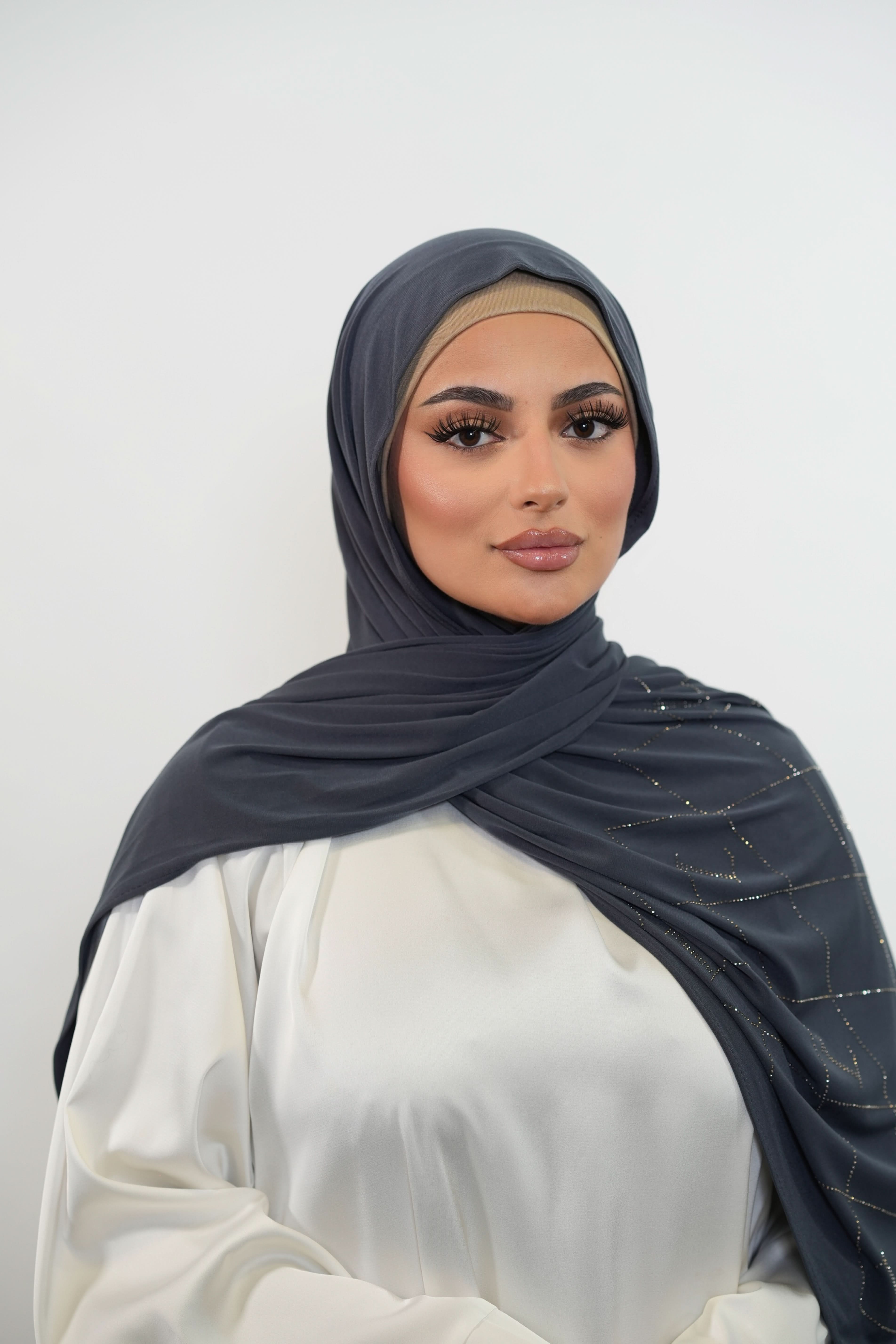 Premium Jersey Strass “L” - night grey - Losyana.Shop