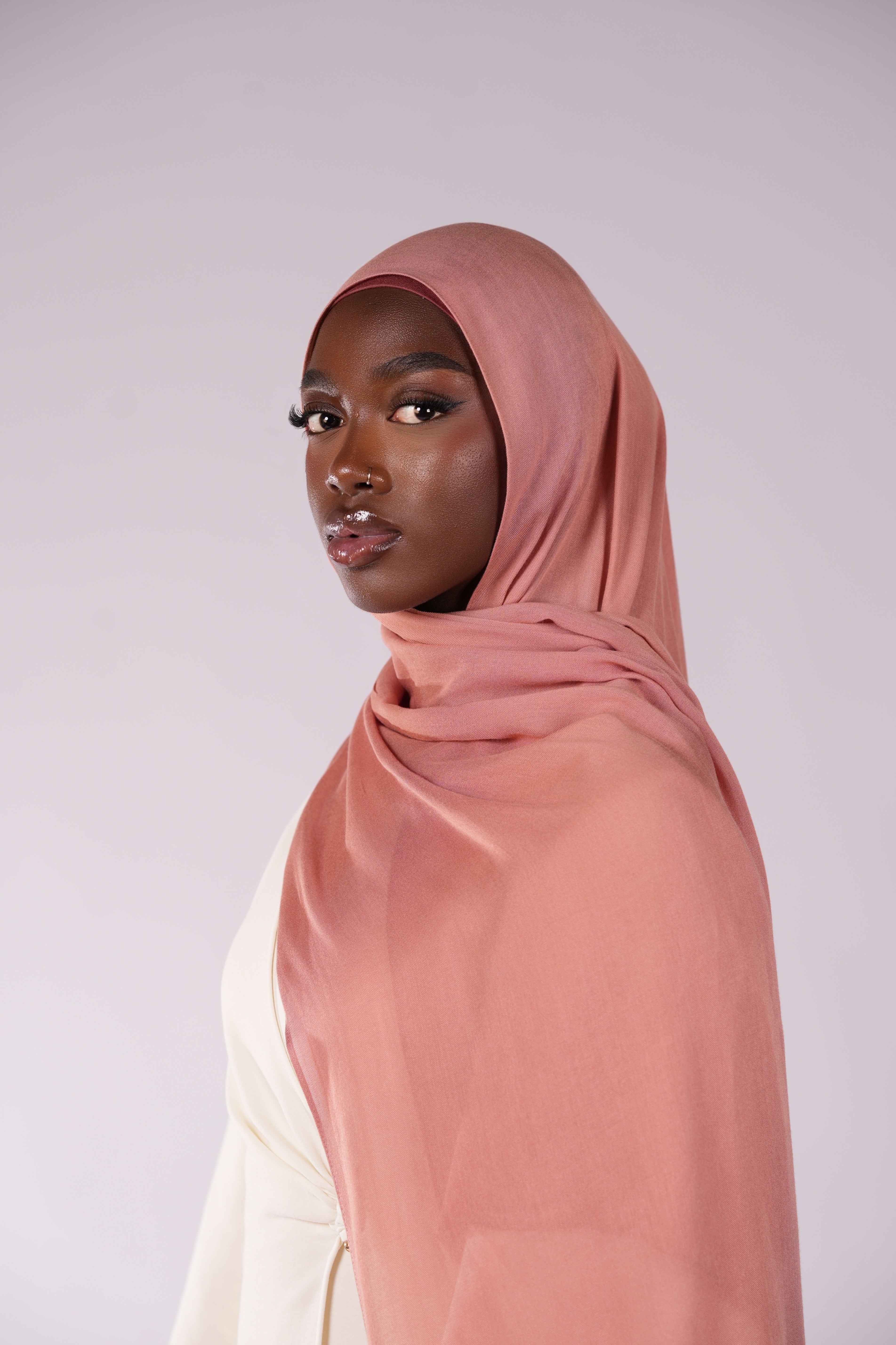 Lightweight Modal Hijab
