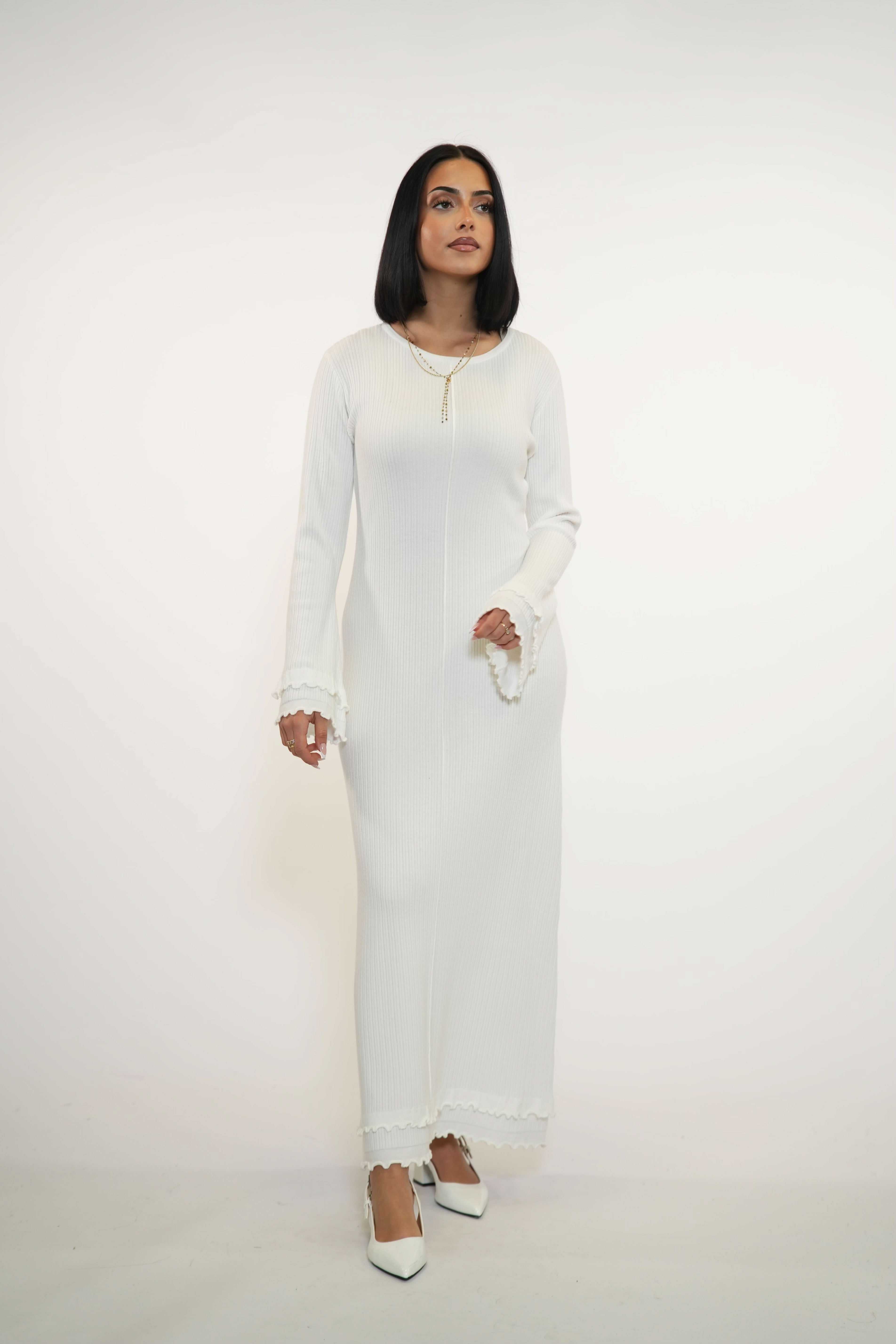 RUFFLED MAXI DRESS - WHITE - Losyana.Shop