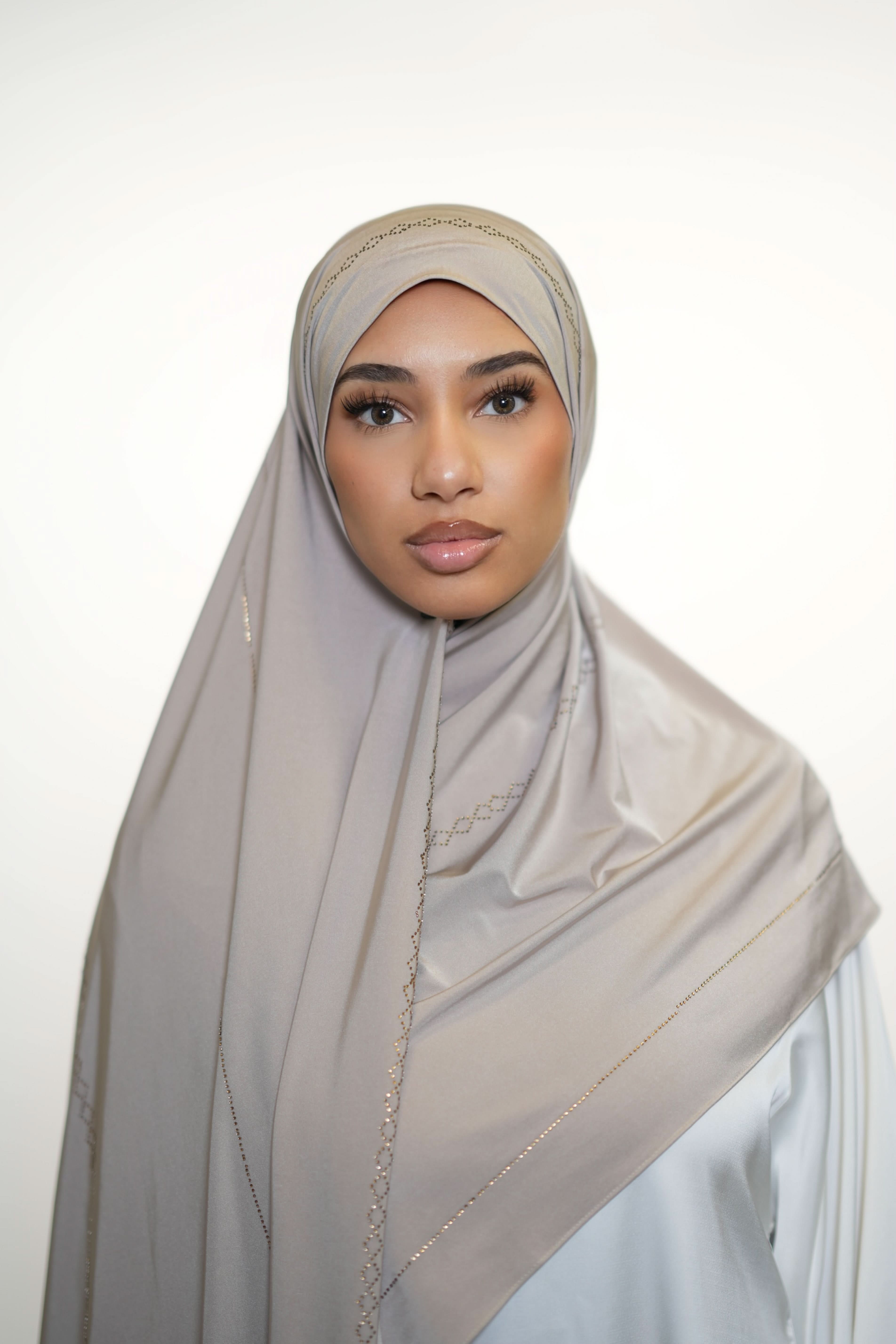 Diamond Satin premium Jersey - bone - Losyana.Shop