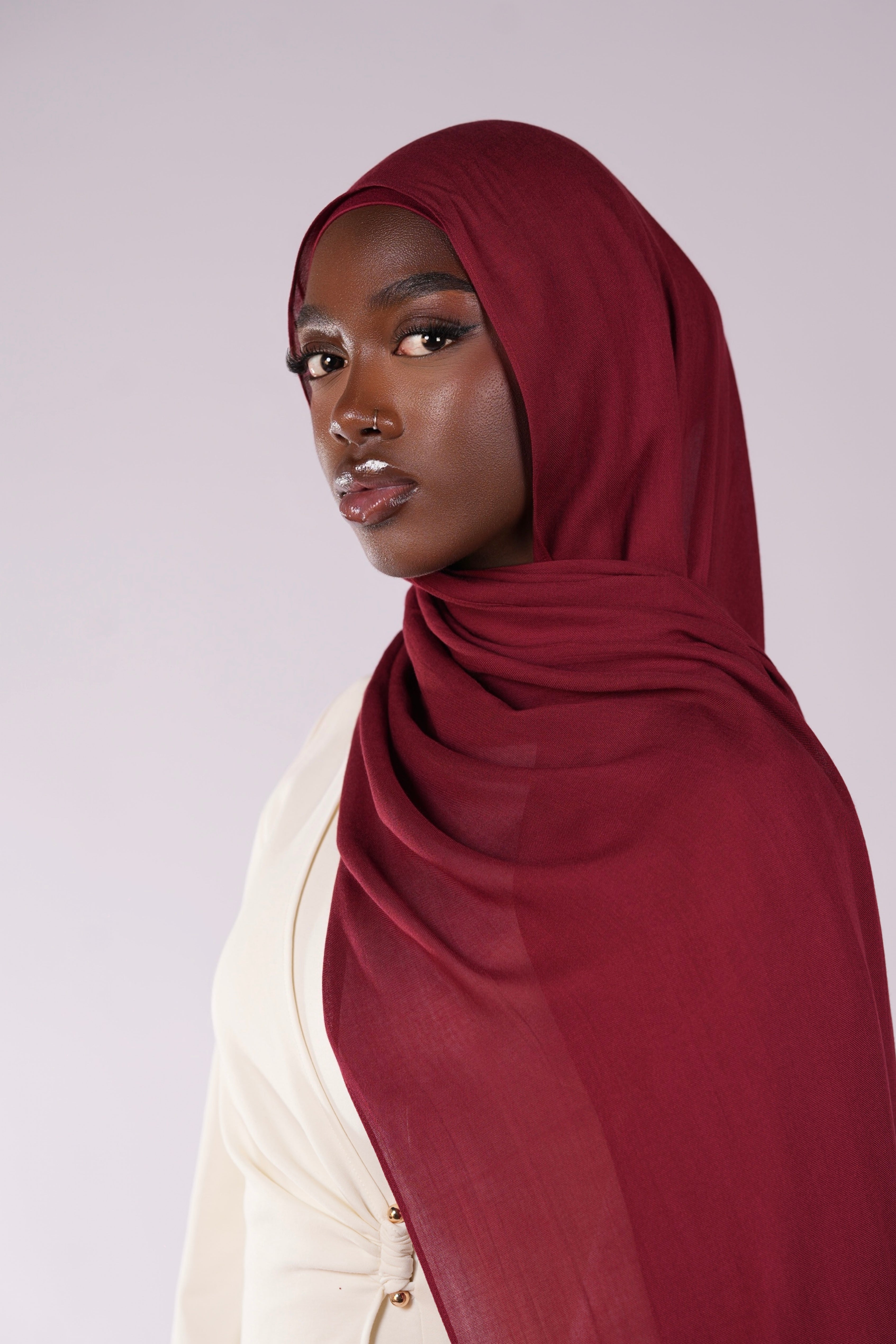 Lightweight Modal Hijab