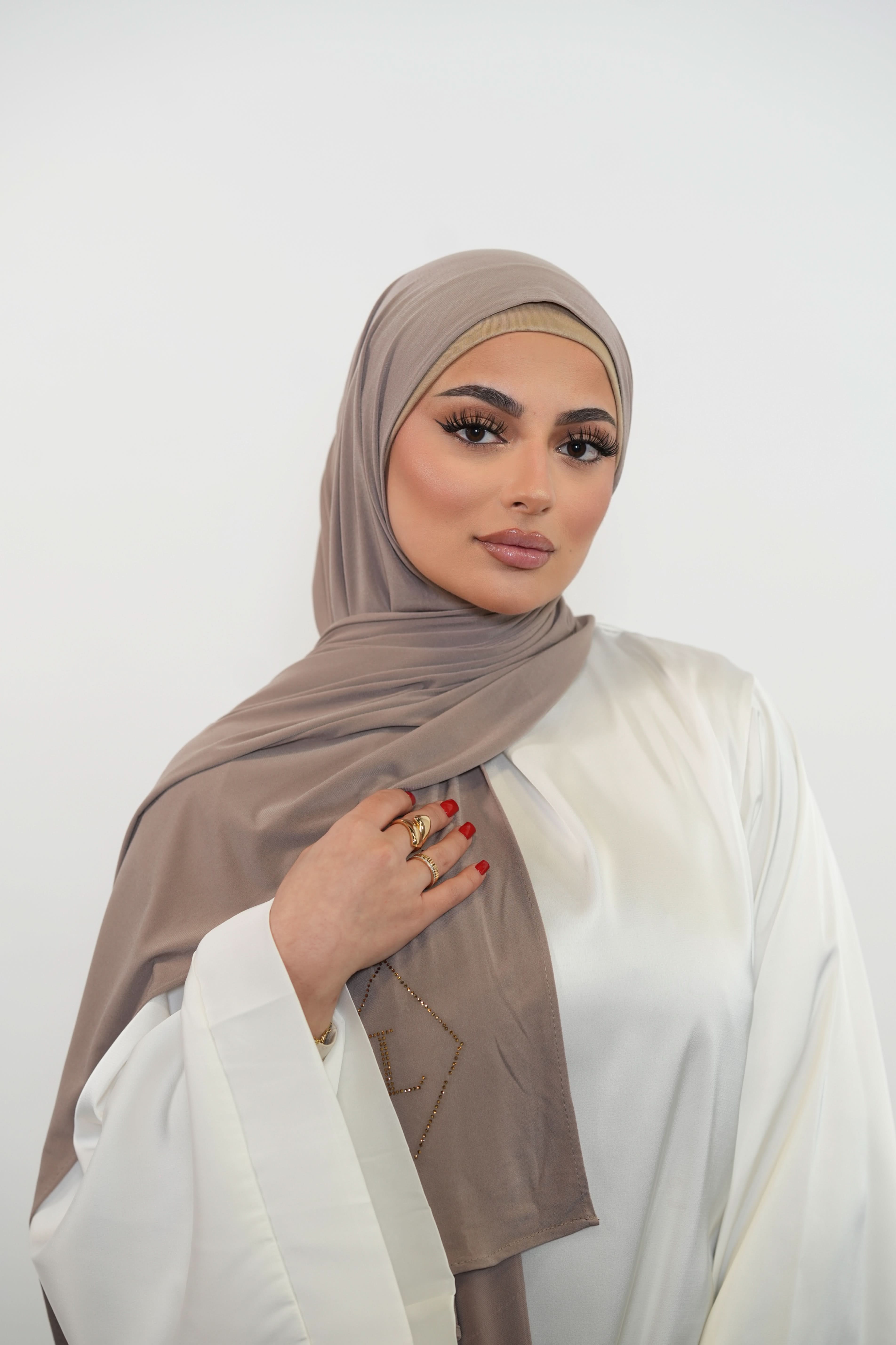 Premium Jersey Strass “L” - ash brown - Losyana.Shop