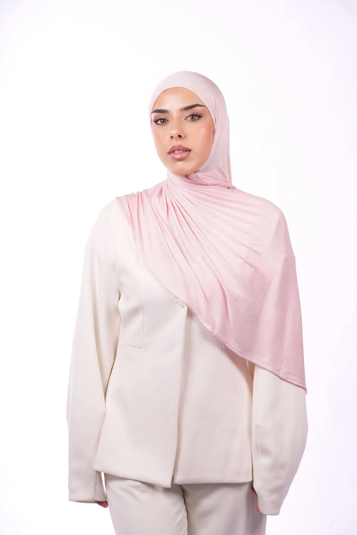 Weiches Bambus-Jersey in hellrosa, Losyana.Shop, Nahaufnahme des elastischen, angenehmen Stoffes