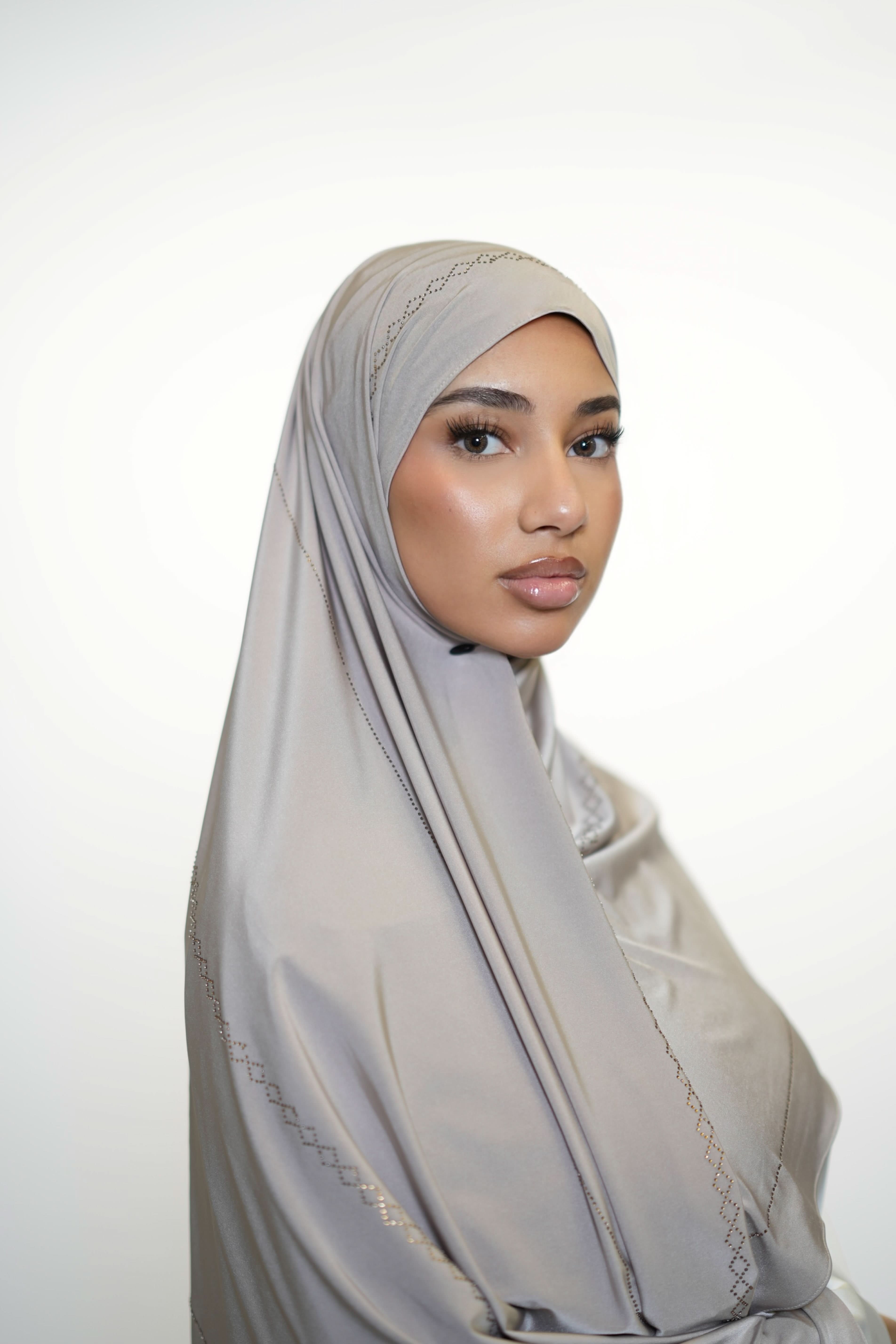 Diamond Satin premium Jersey - bone - Losyana.Shop