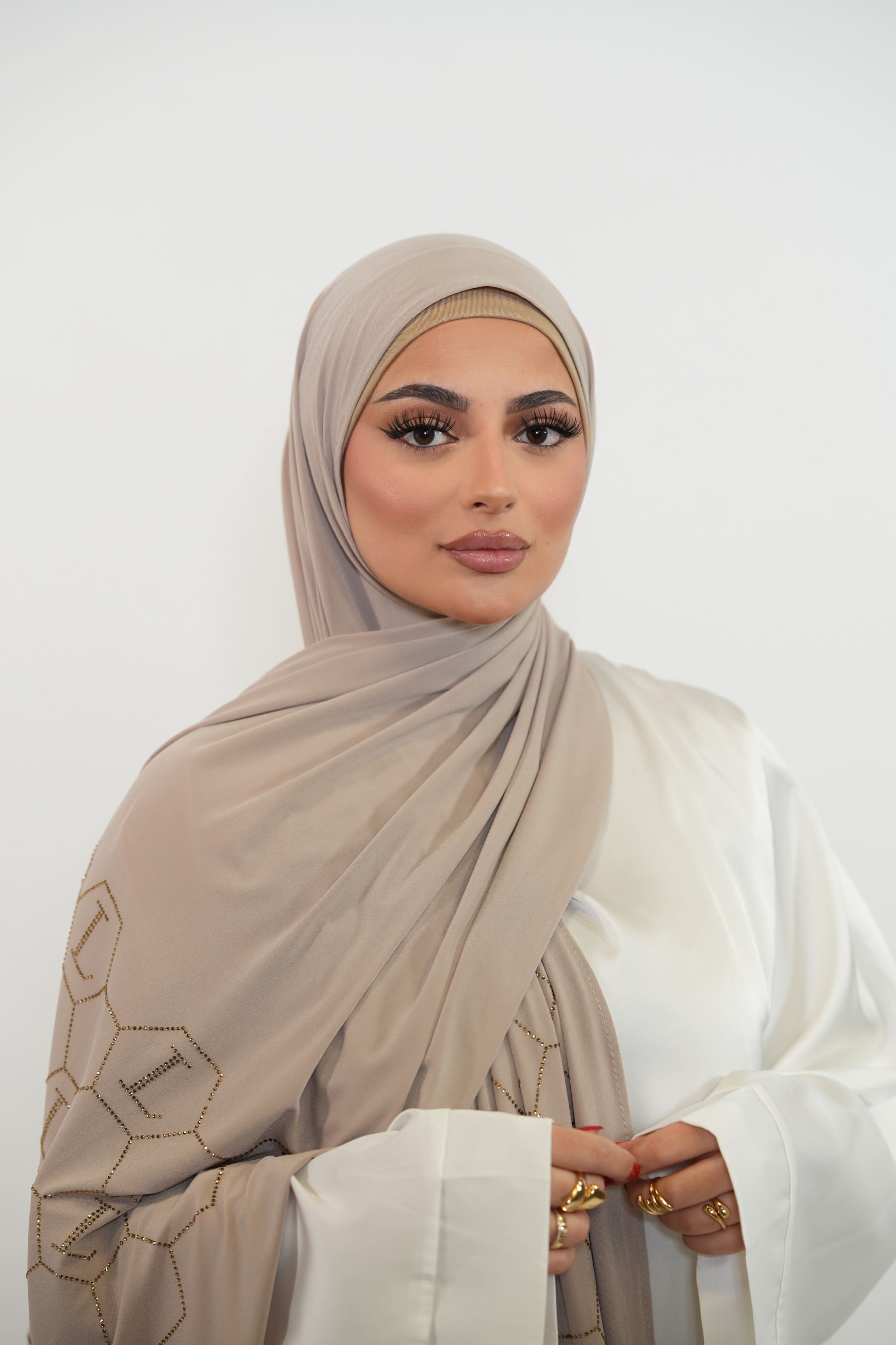 Premium Jersey Strass “L” - light beige - Losyana.Shop