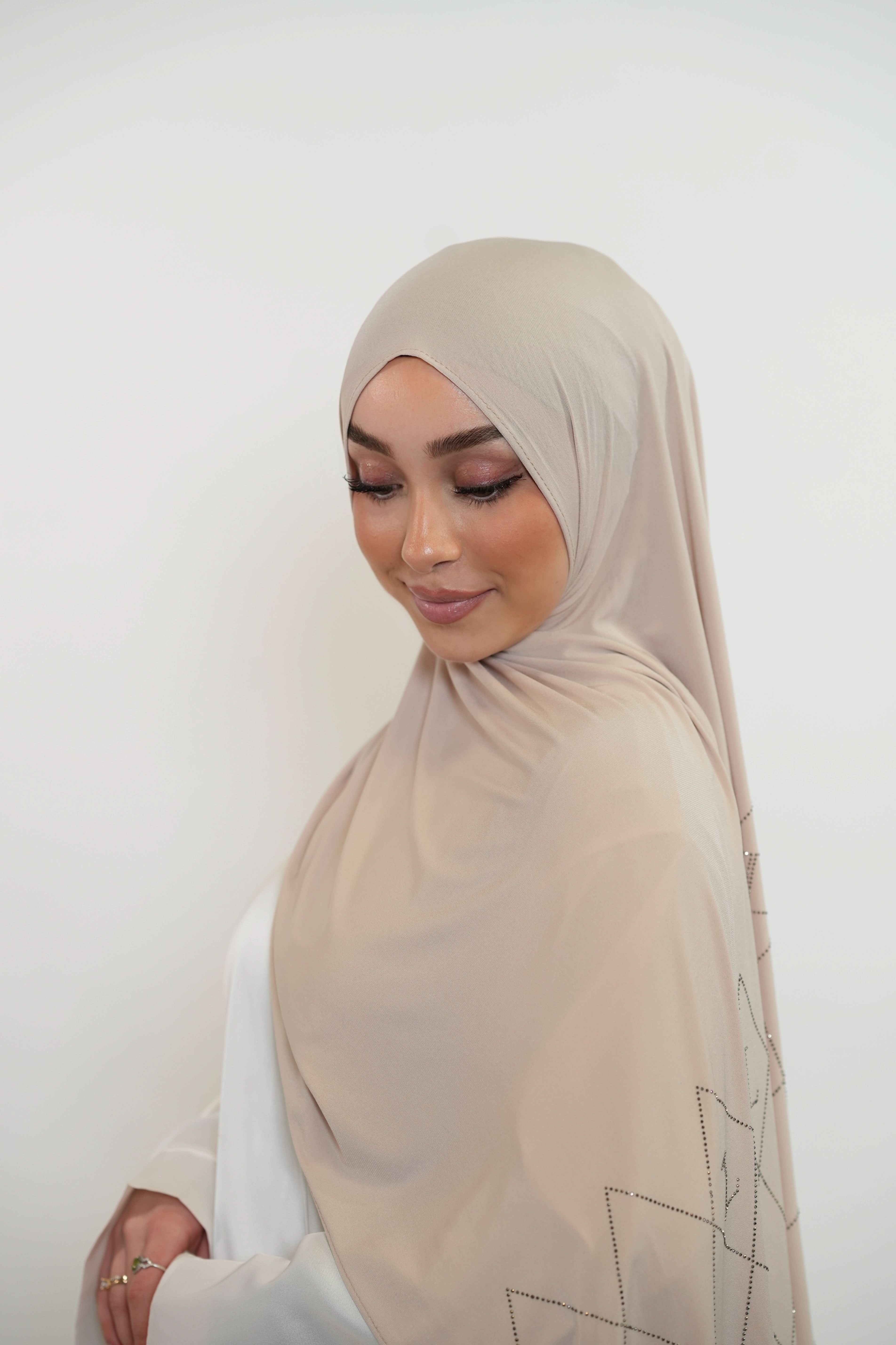 Premium Jersey Strass “L” - neutral - Losyana.Shop