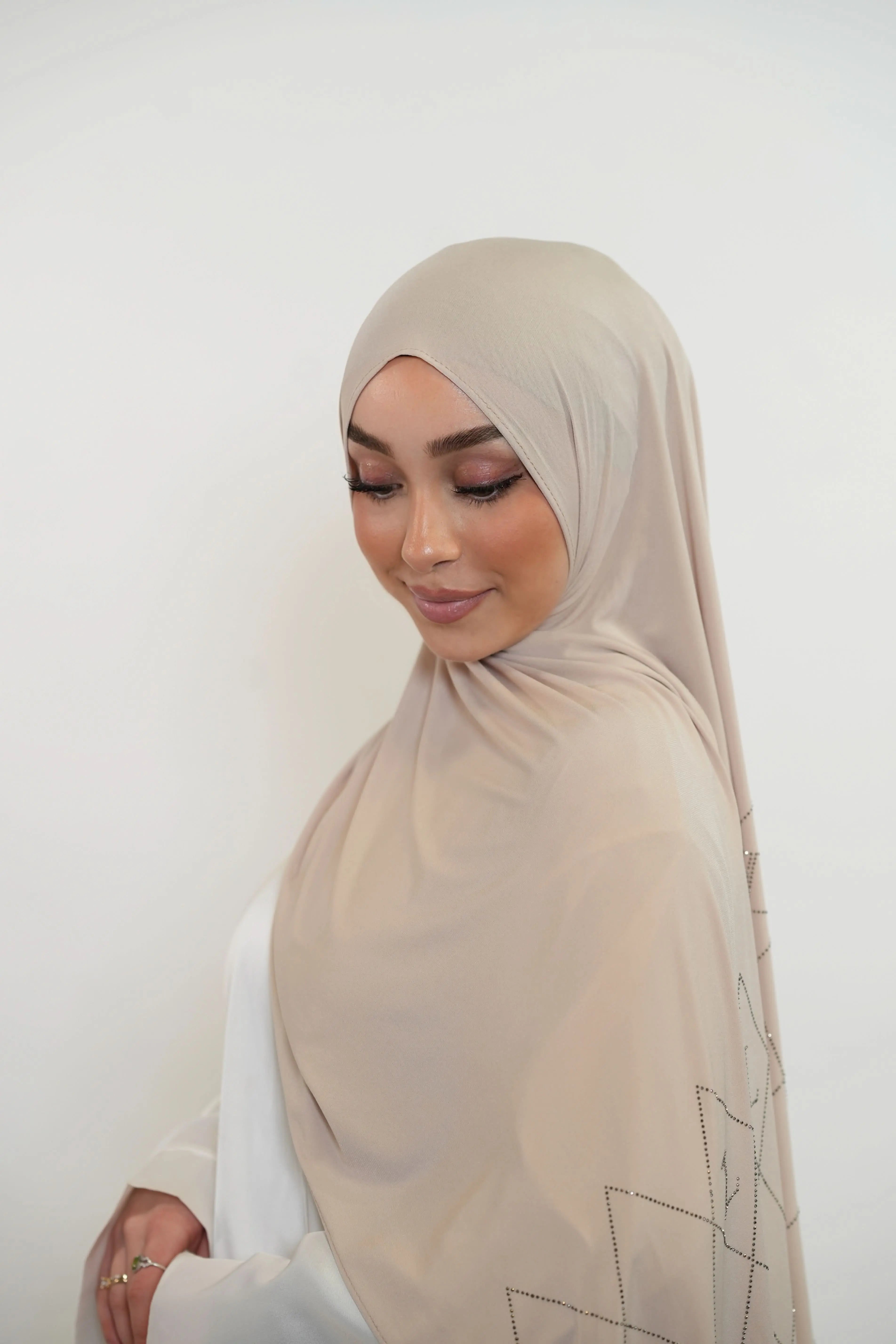 Premium Jersey Strass “L” - neutral - Losyana.Shop