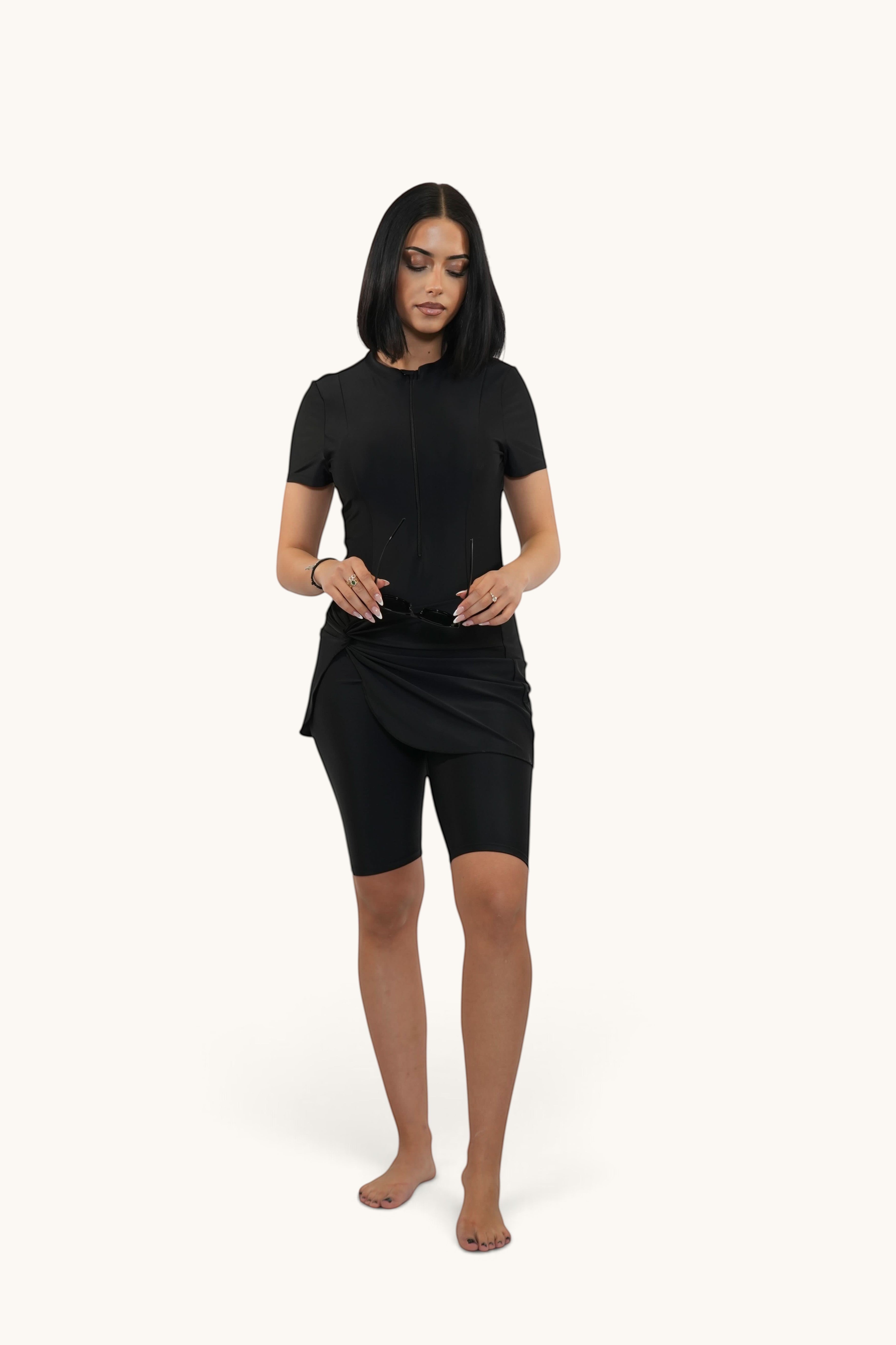 Bunter Luna Marina Schwimmkleidung von Losyana.Shop, detailreiche Nahaufnahme des bunten Badeanzugs