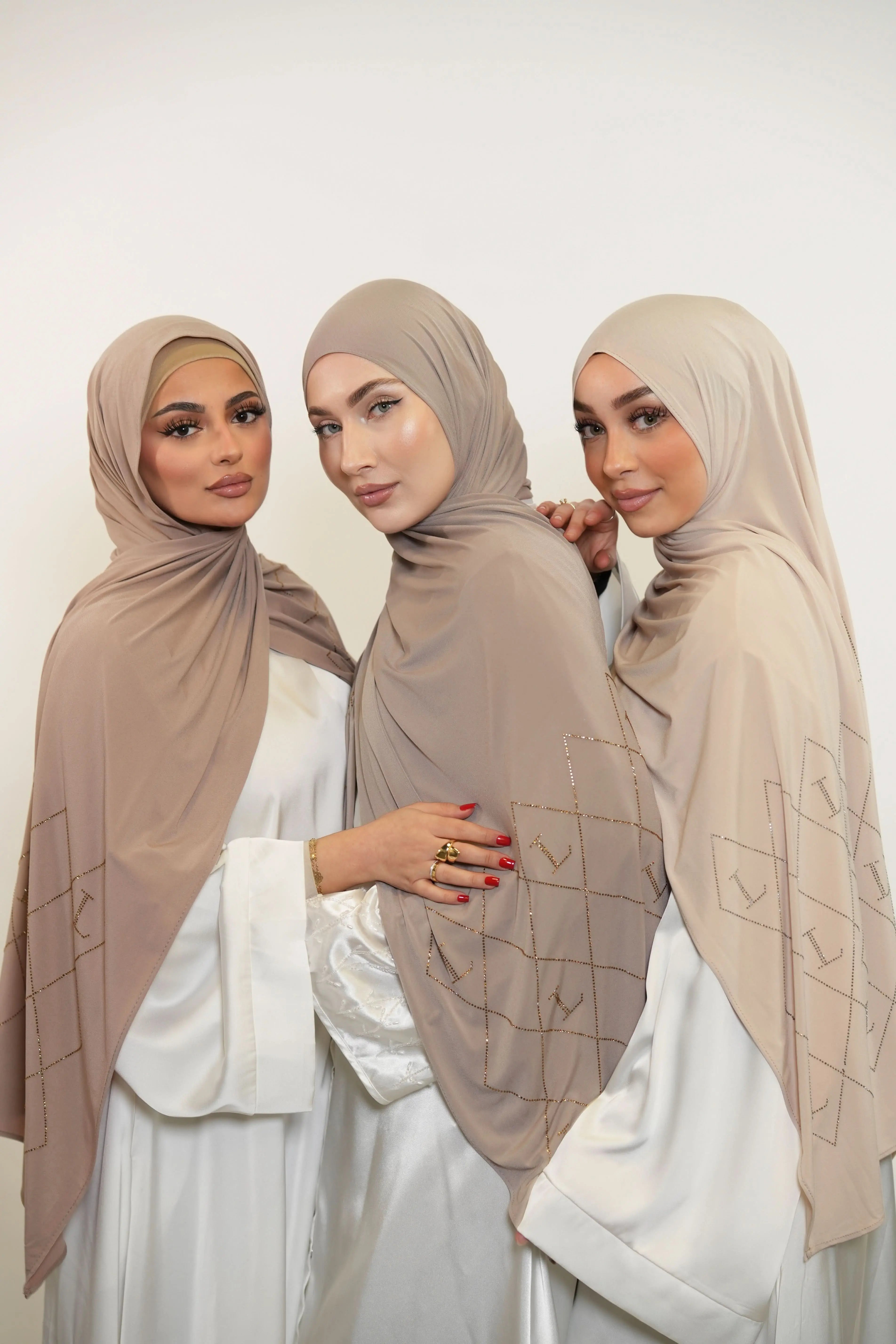 Premium Jersey Strass “L” - sandy beige - Losyana.Shop