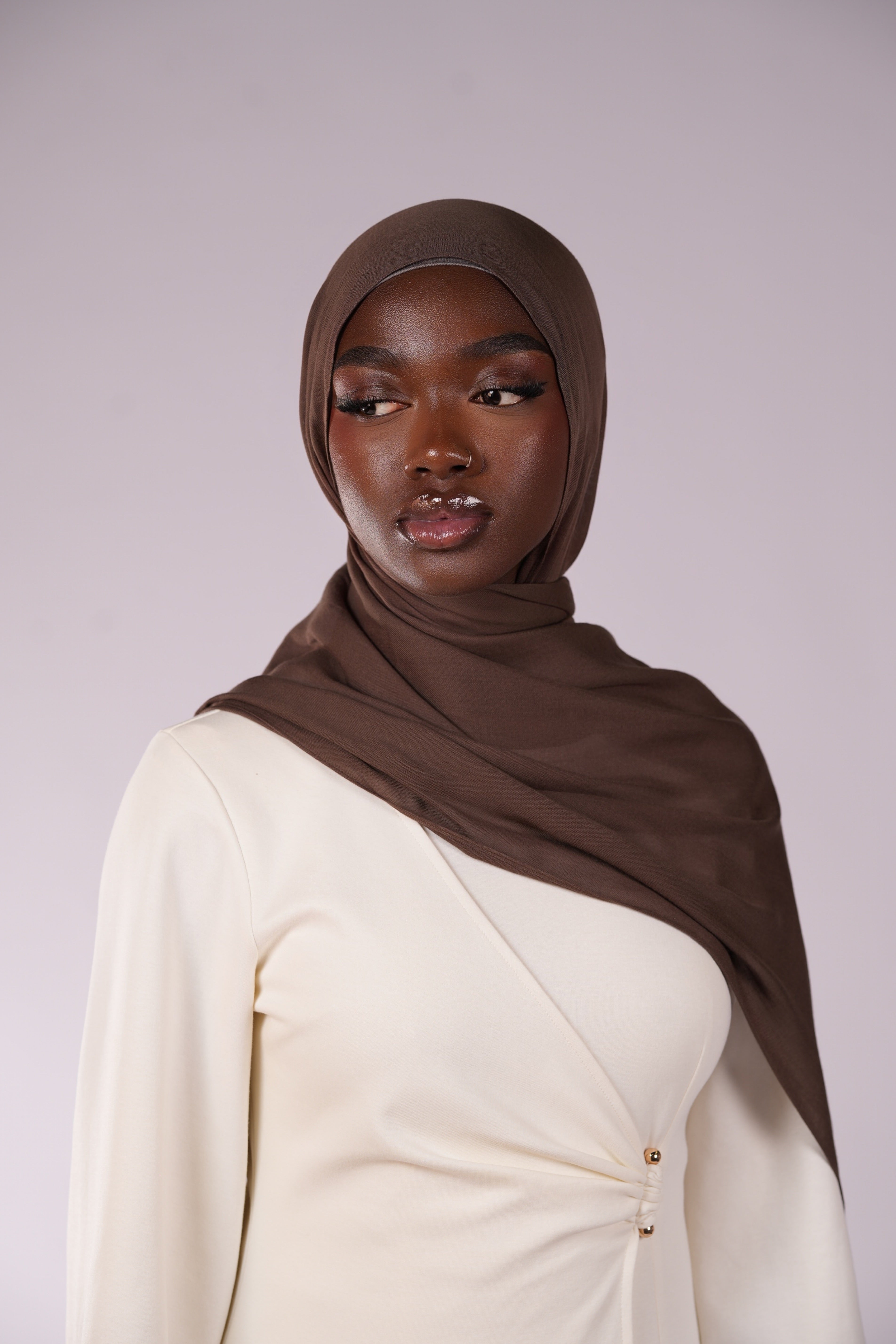 Lightweight Modal Hijab
