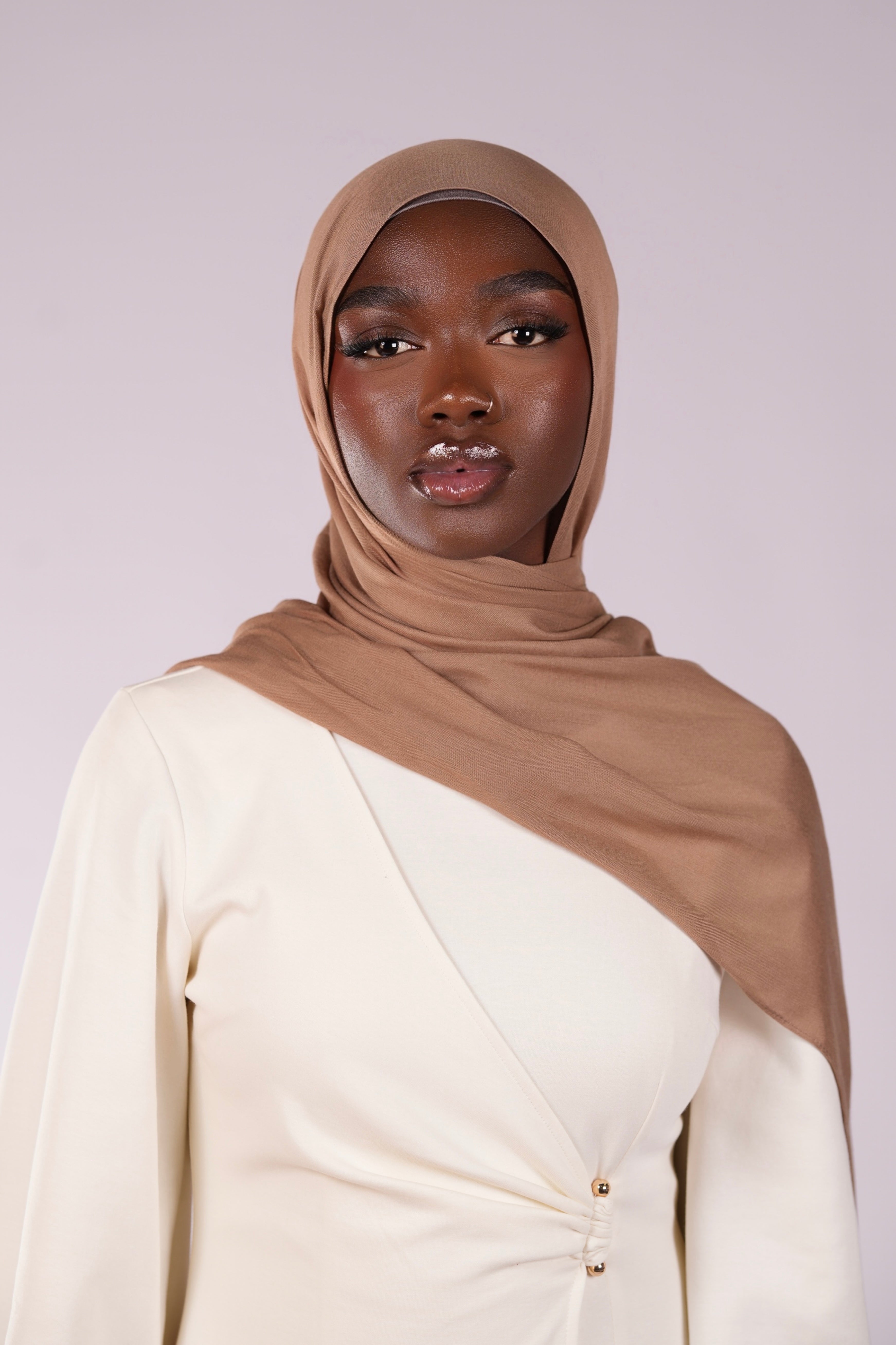 Lightweight Modal Hijab