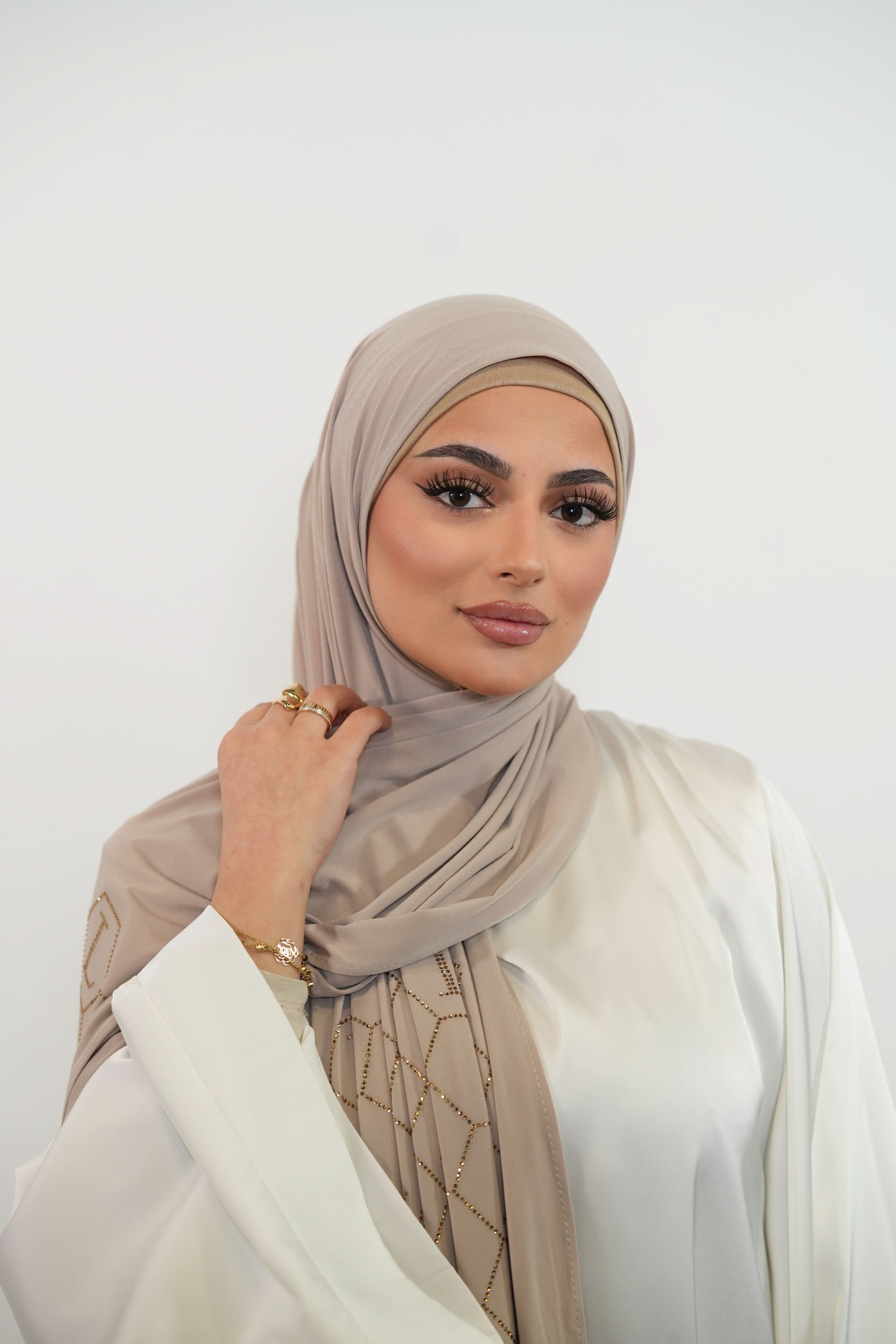 Premium Jersey Strass “L” - light beige - Losyana.Shop