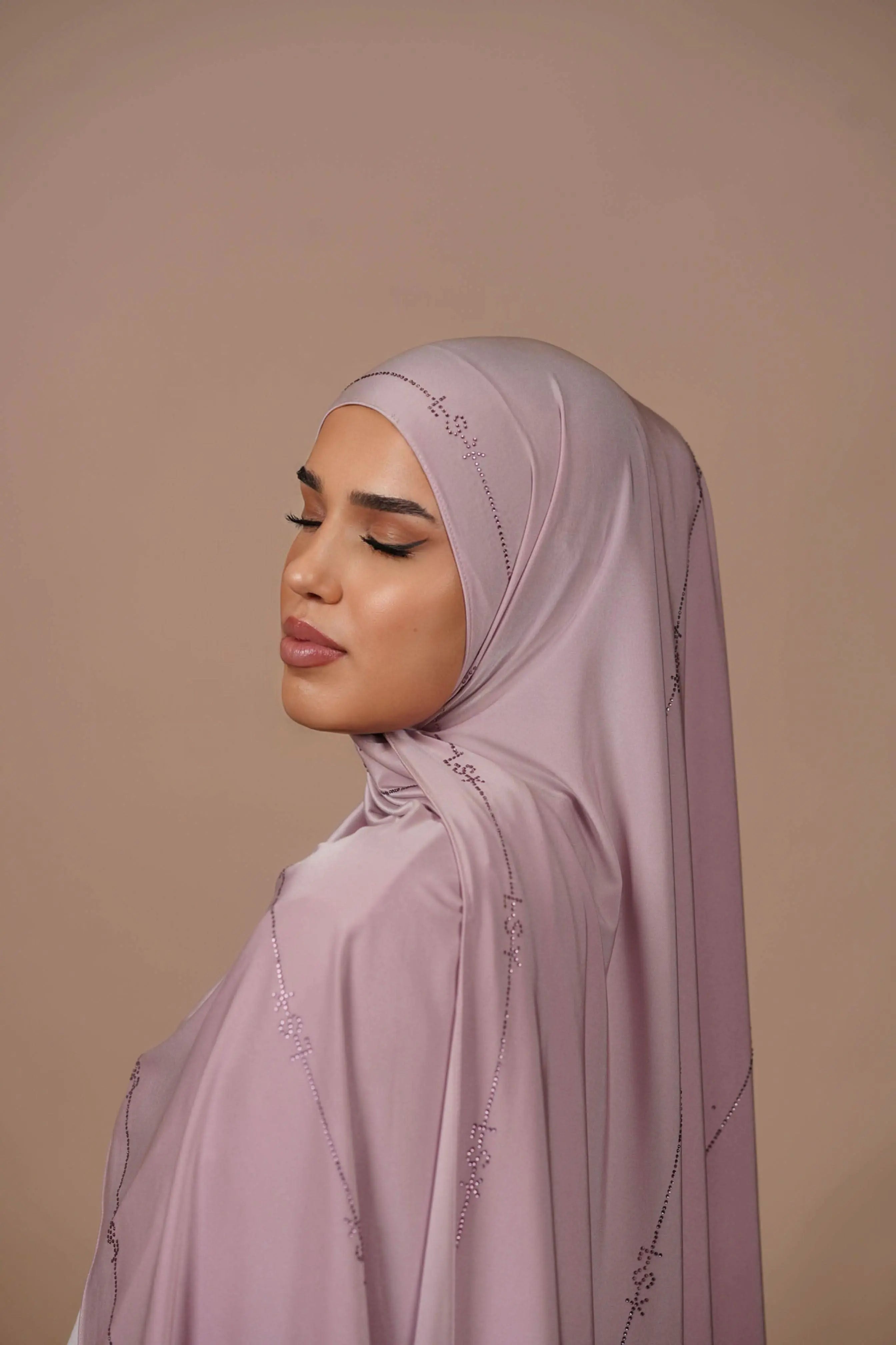 LSY Satin Premium Jersey - amira rose - Losyana.Shop