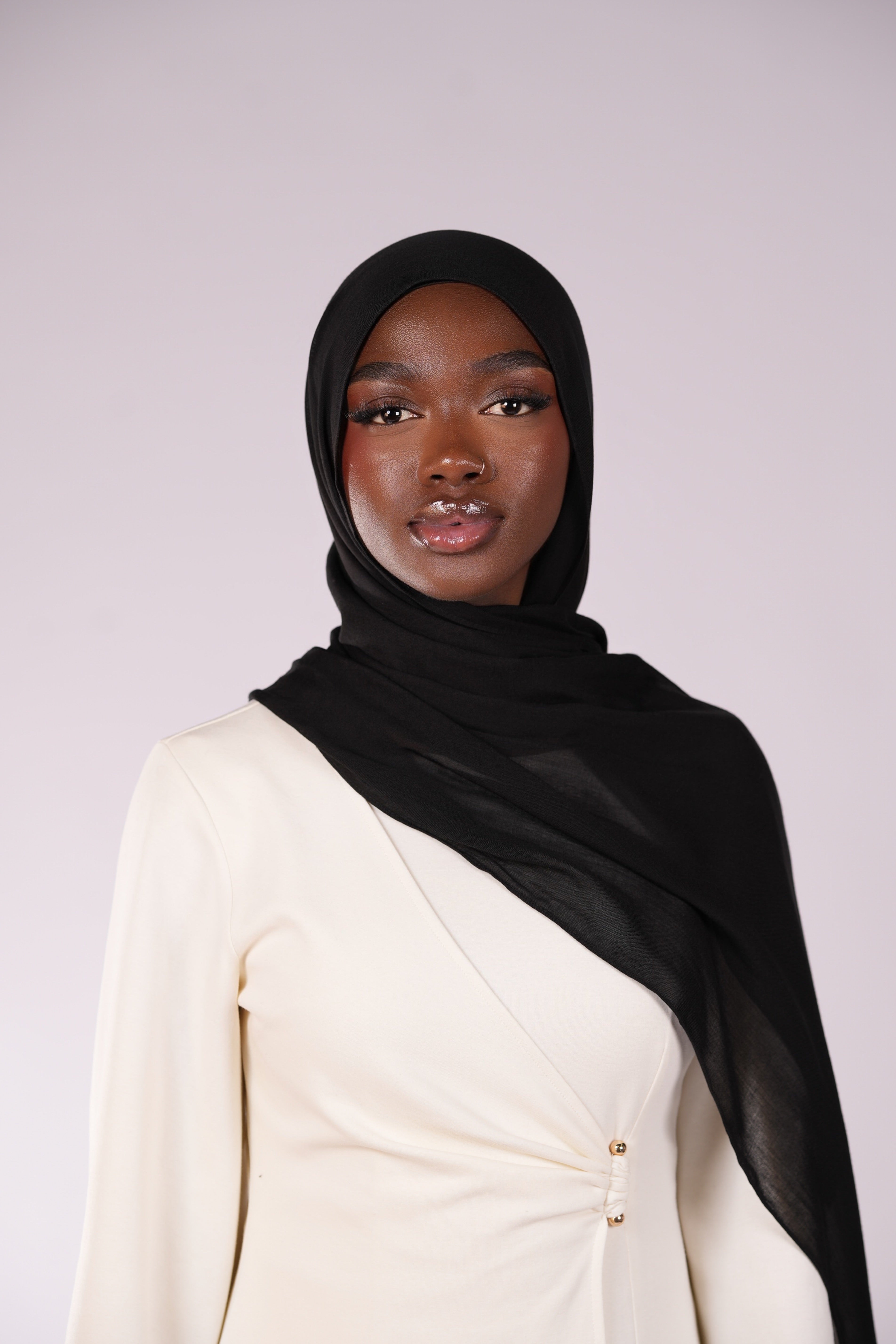 Lightweight Modal Hijab