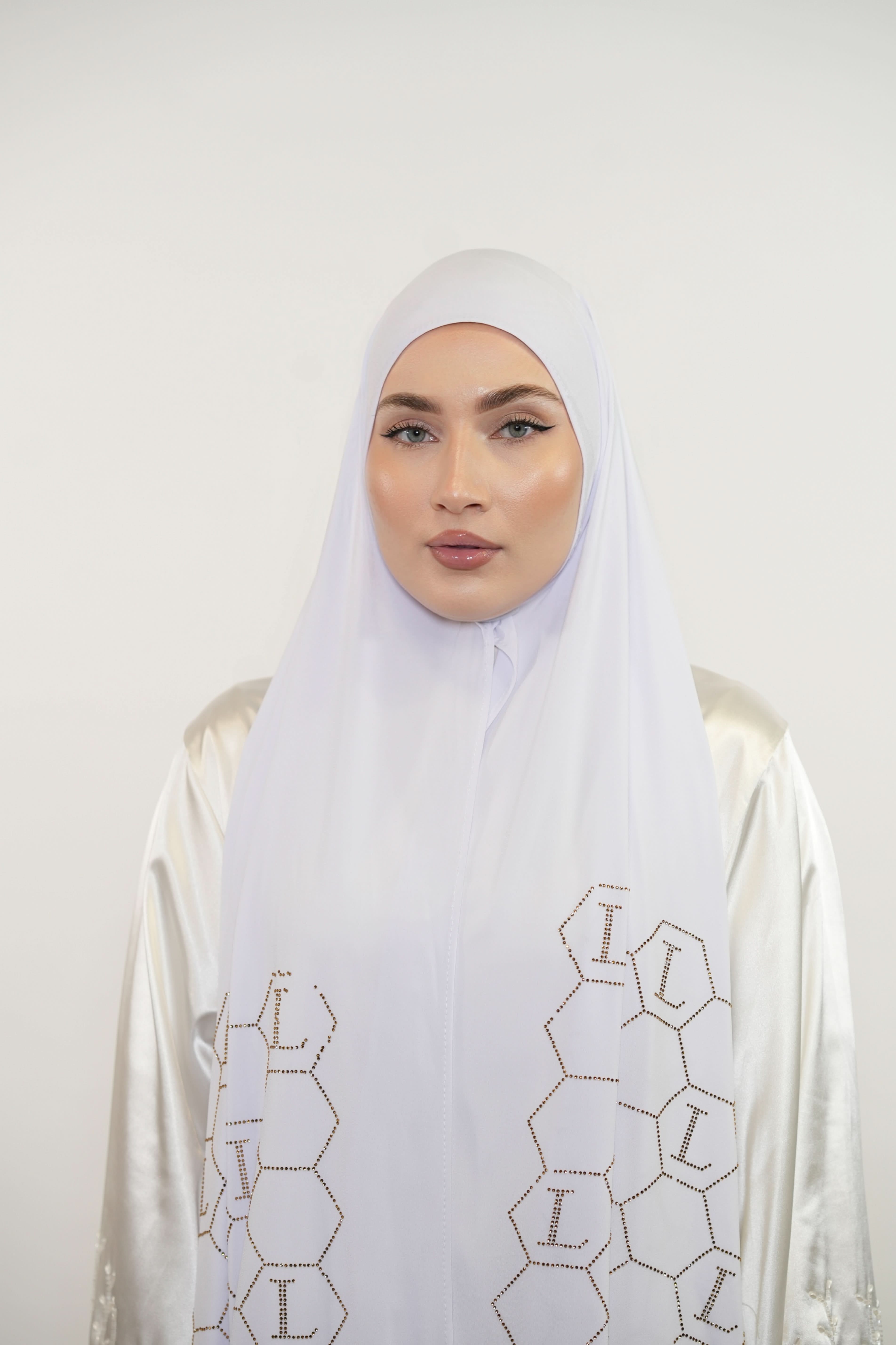 Premium Jersey Strass “L” - white - Losyana.Shop