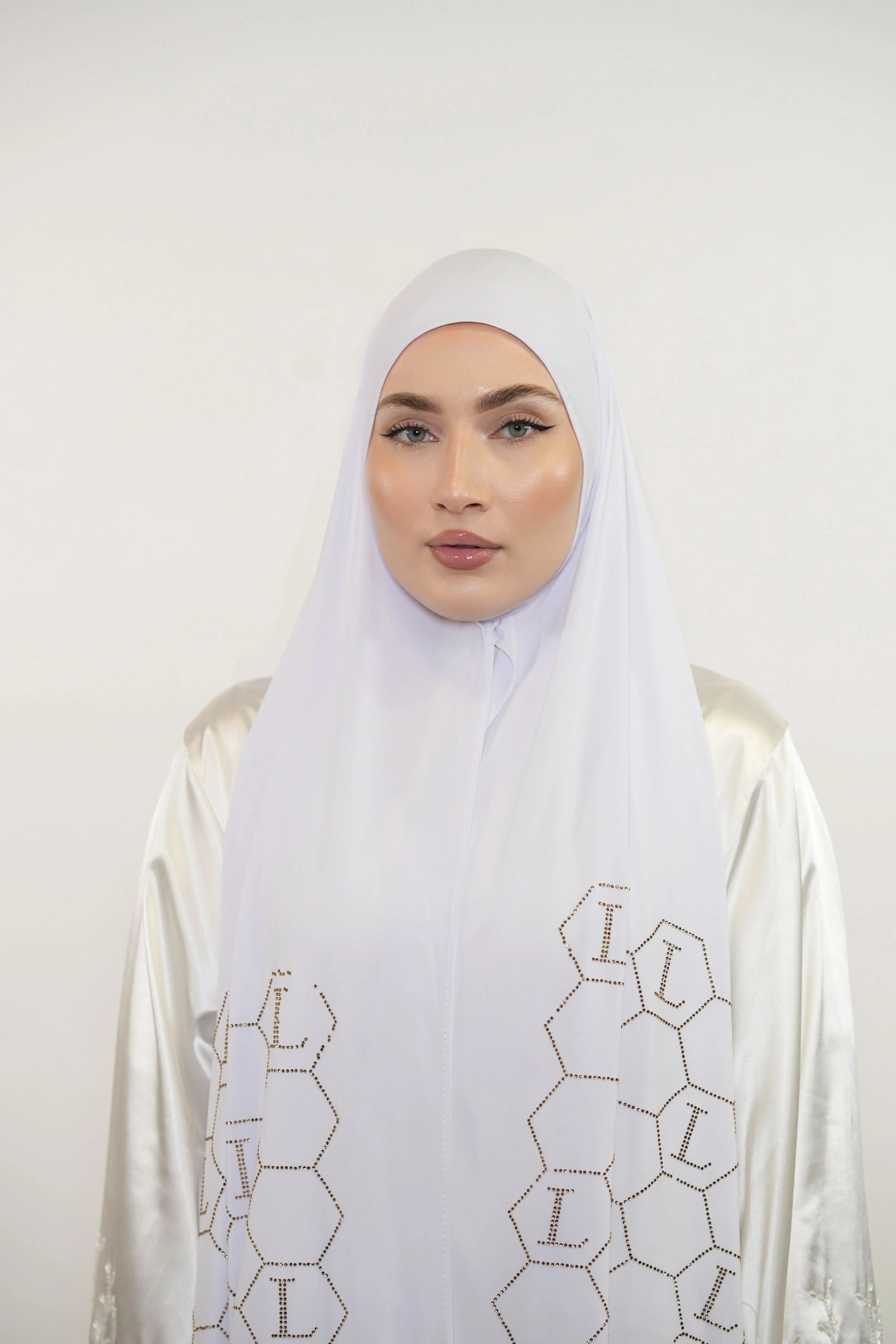 Premium Jersey Strass “L” - white - Losyana.Shop