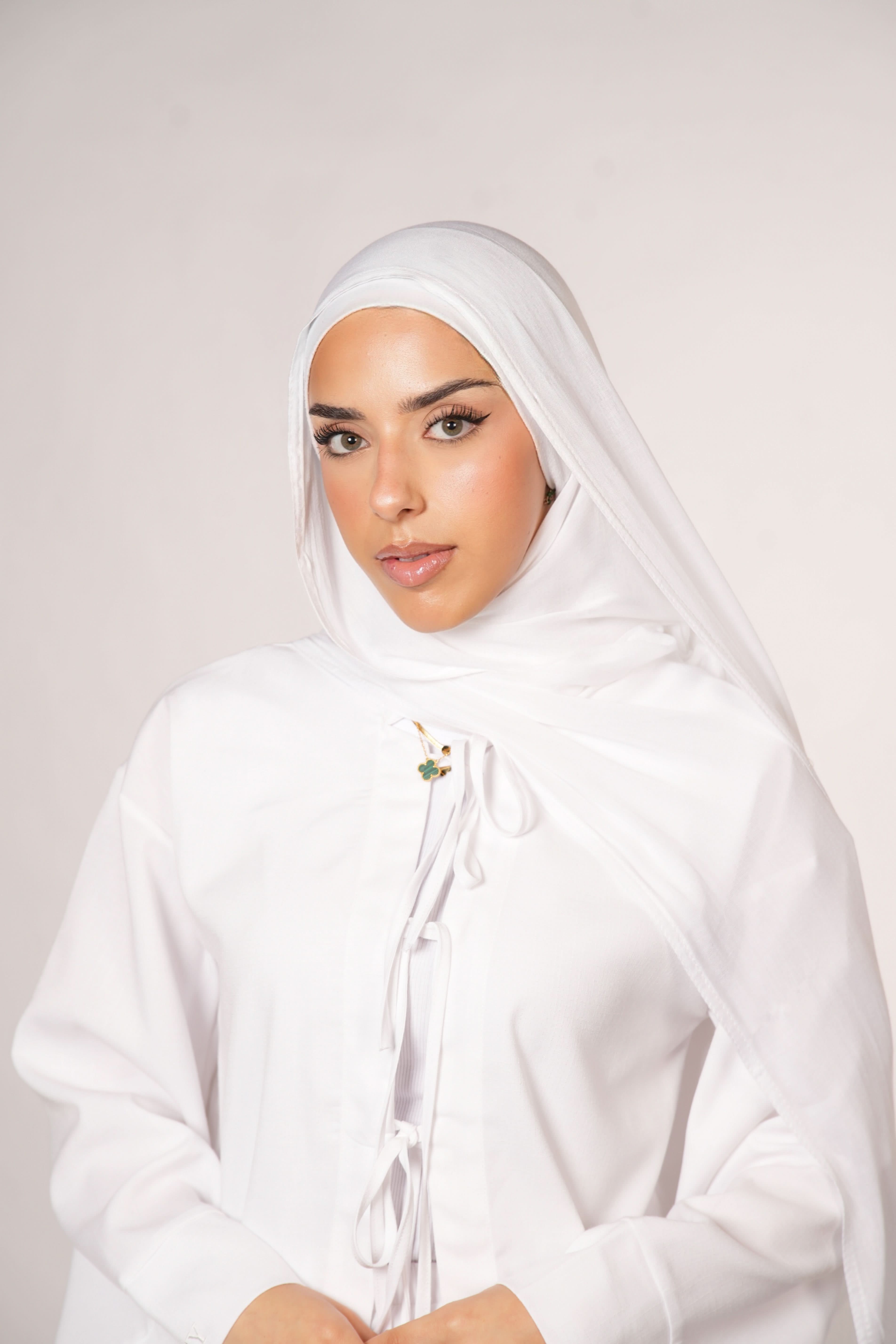 Lightweight Modal Hijab - White