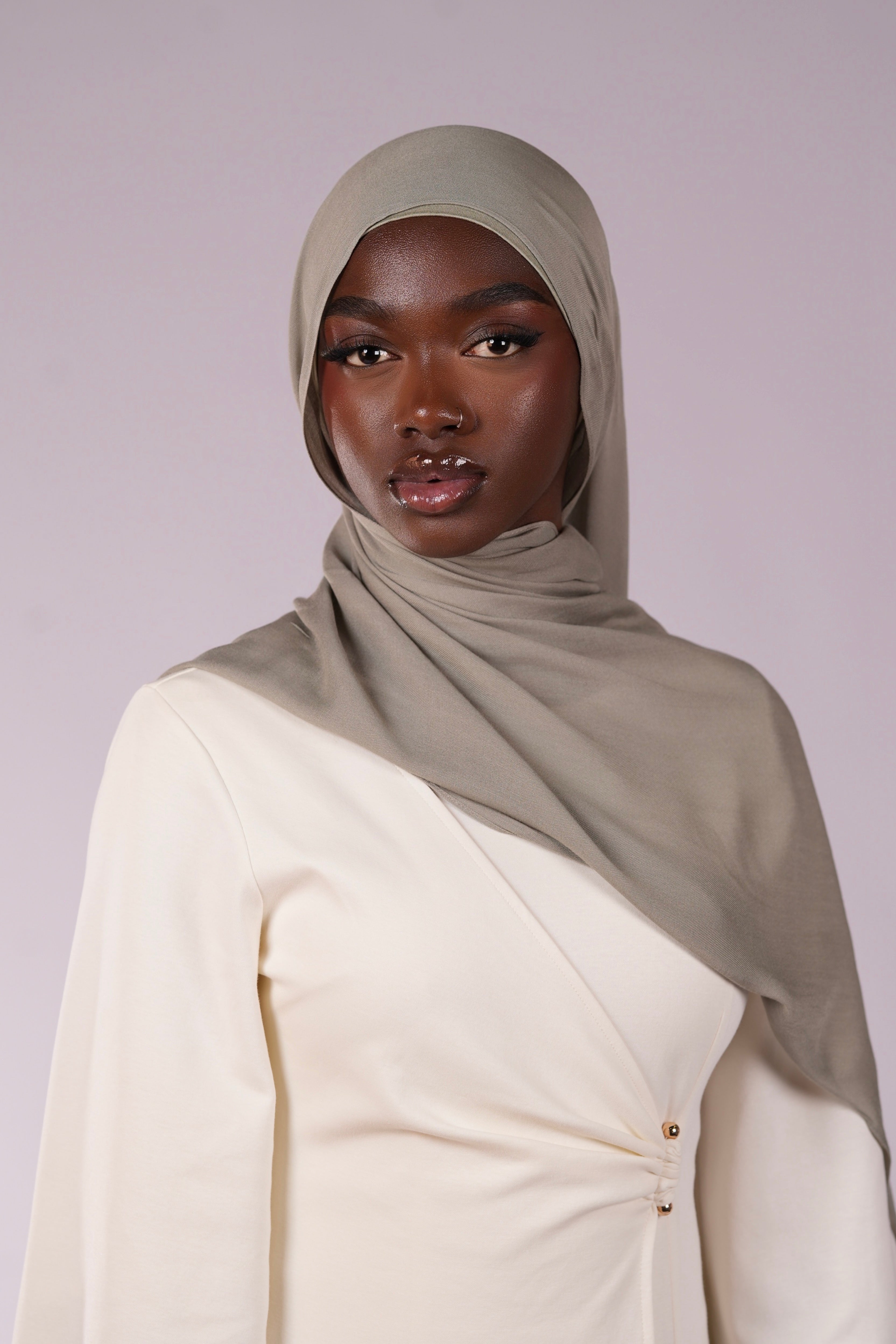 Lightweight Modal Hijab