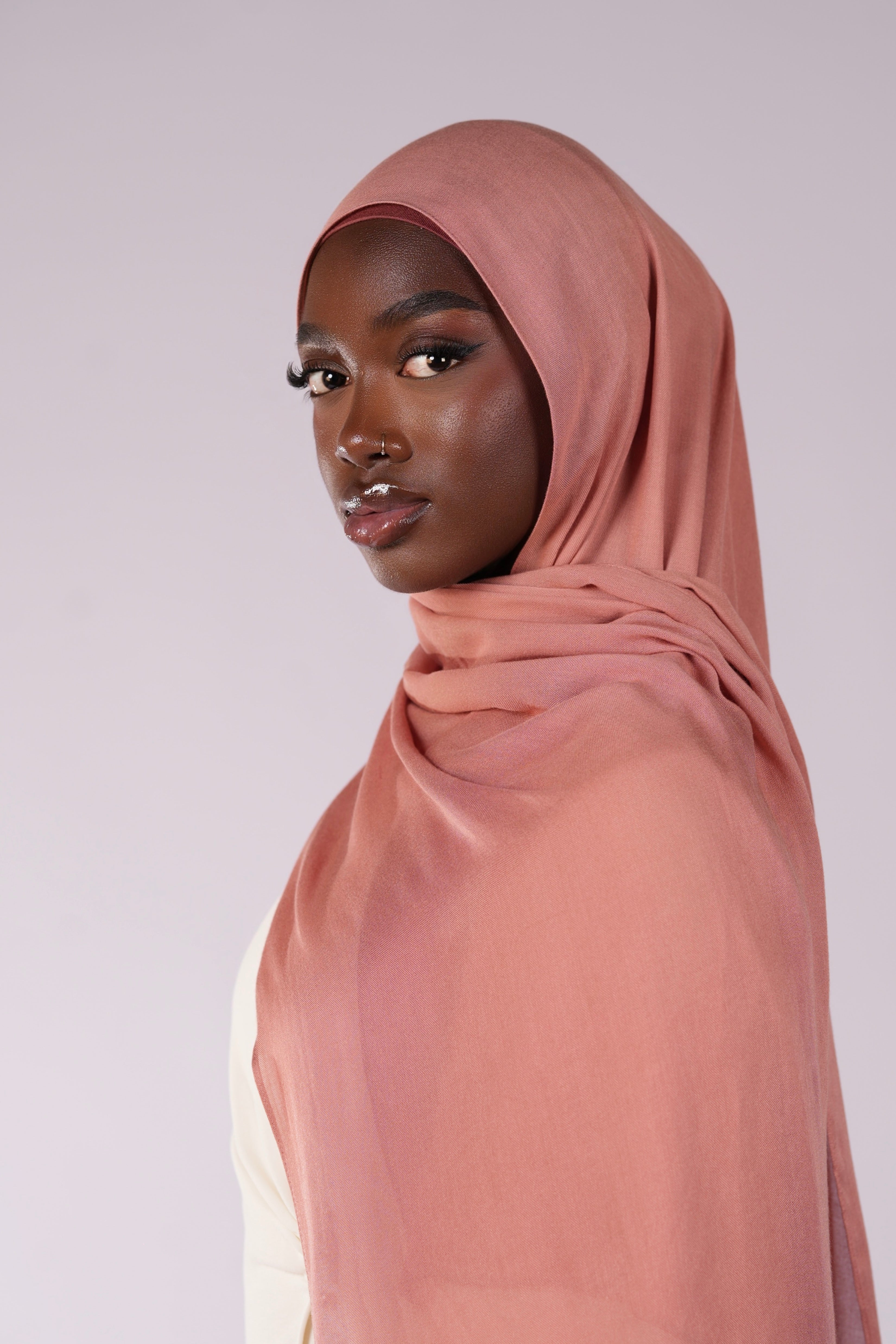 Lightweight Modal Hijab