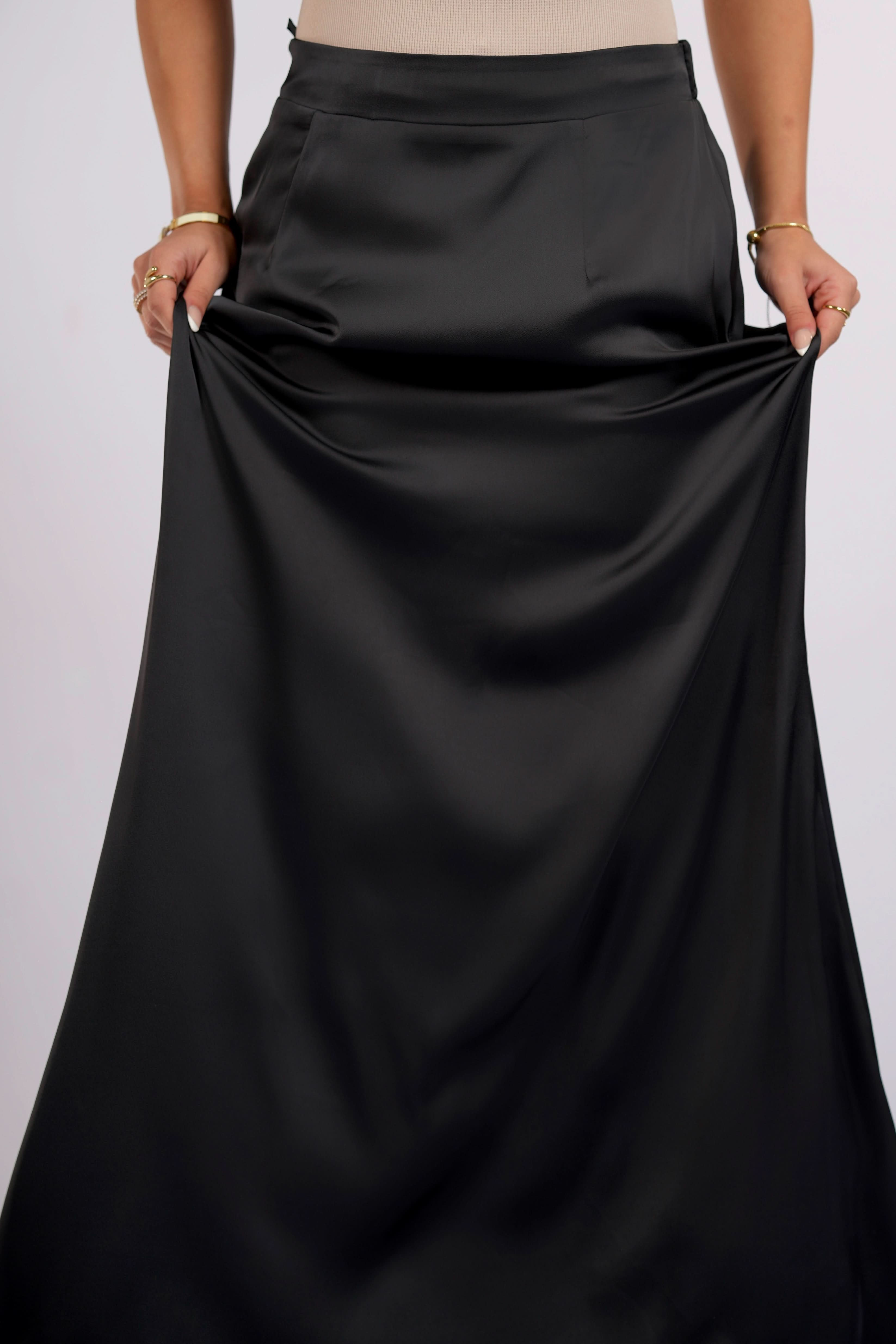 satin silk skirt - black