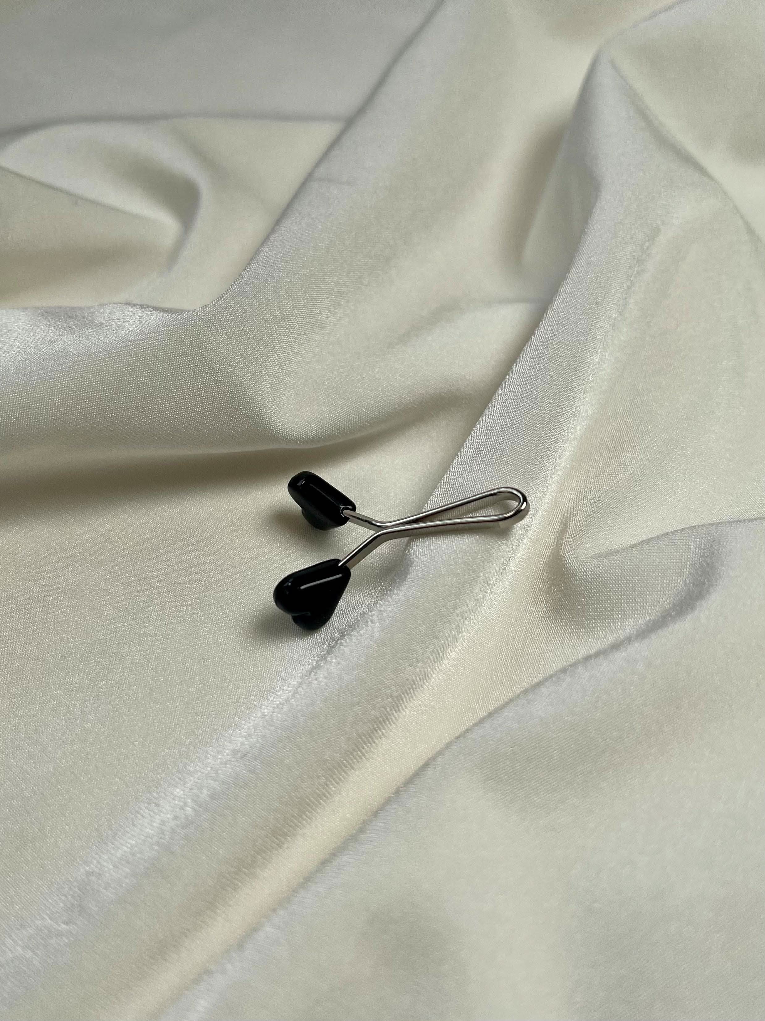 Hijab clip - black heart - Losyana.Shop