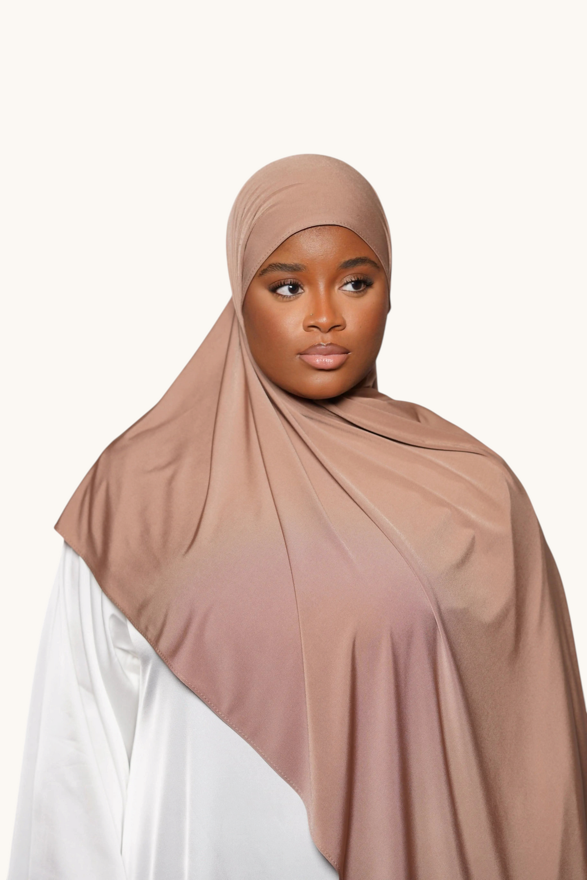 Satin Premium Jersey Hijab in Terra Cotta, weich und elegant, mit fließender Textur, von Losyana.Shop.