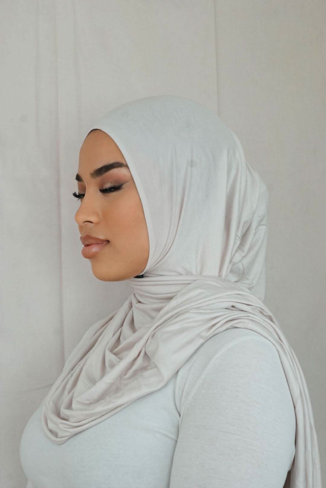 Jersey to go - ashy white - Losyana.Shop