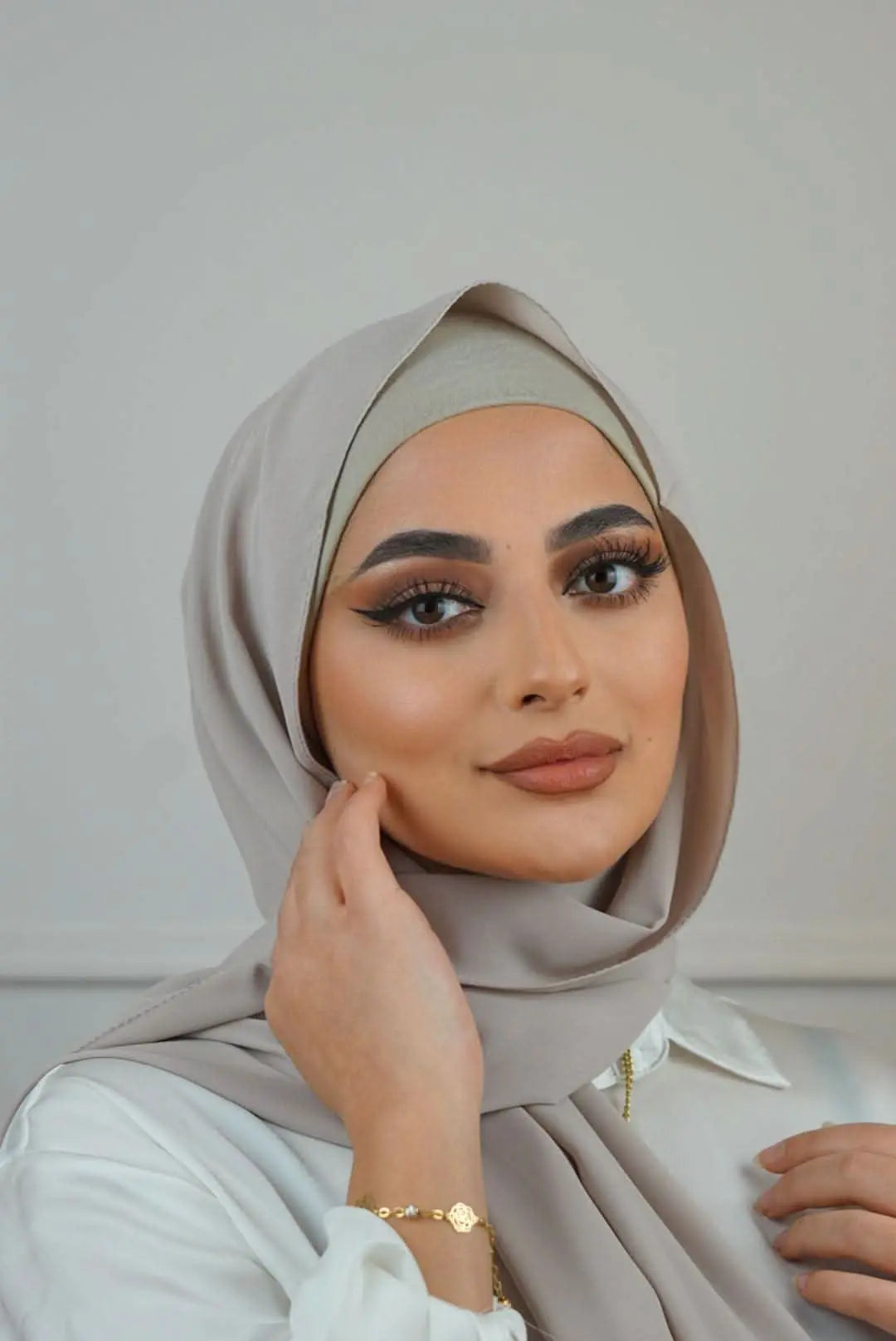 Medina Seide - Grey-beige - Losyana.Shop