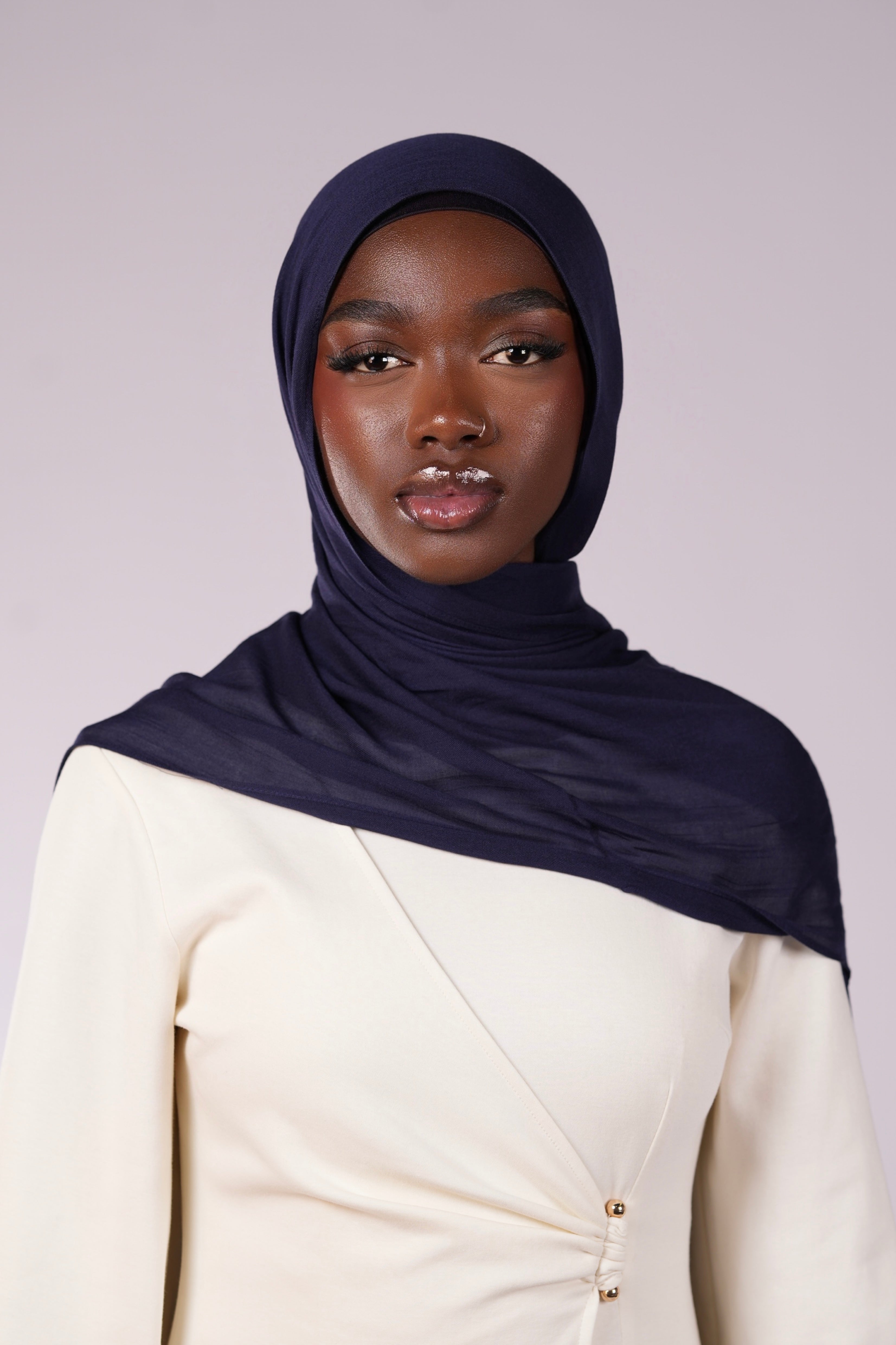 Lightweight Modal Hijab