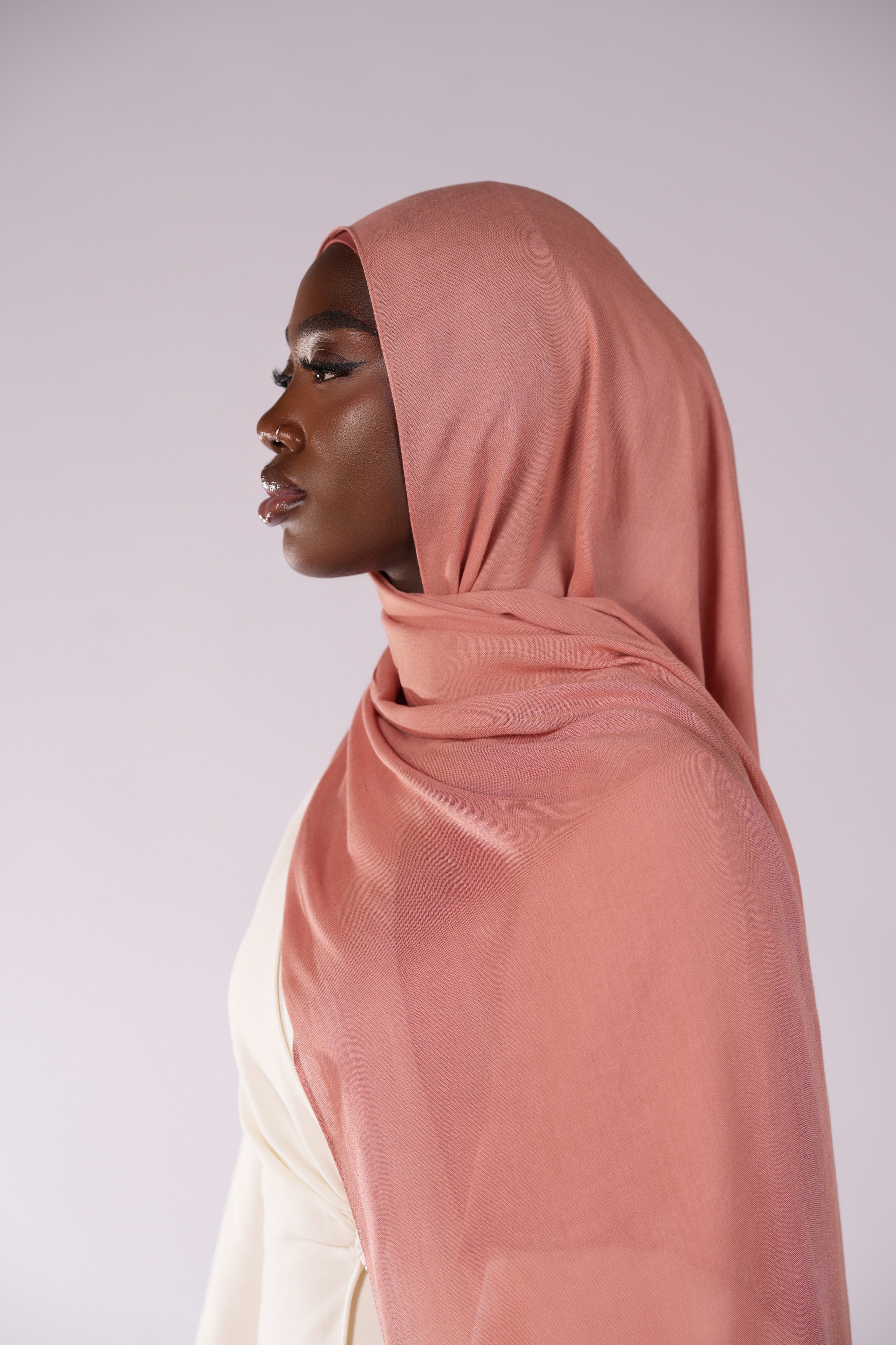 Lightweight Modal Hijab