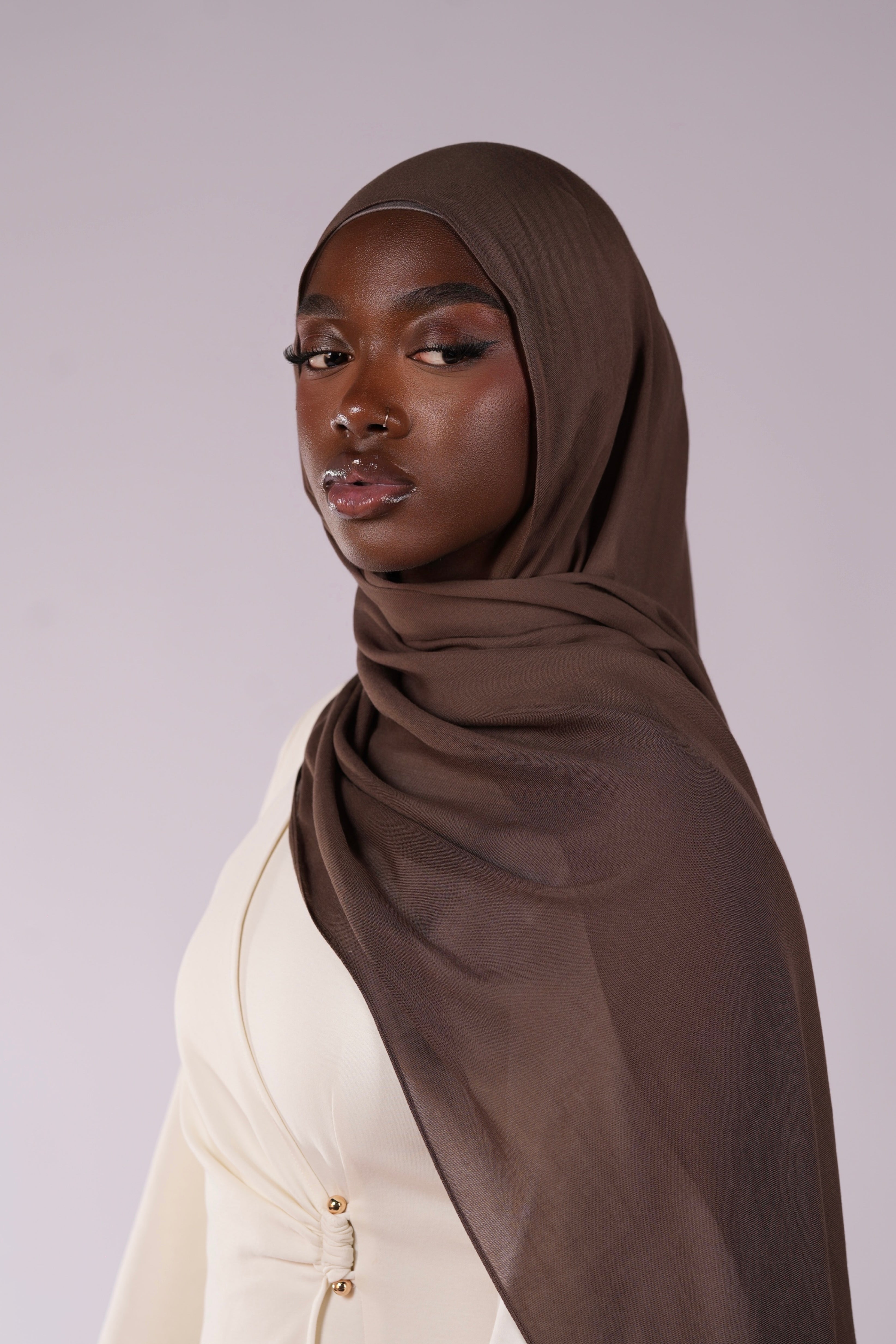 Lightweight Modal Hijab