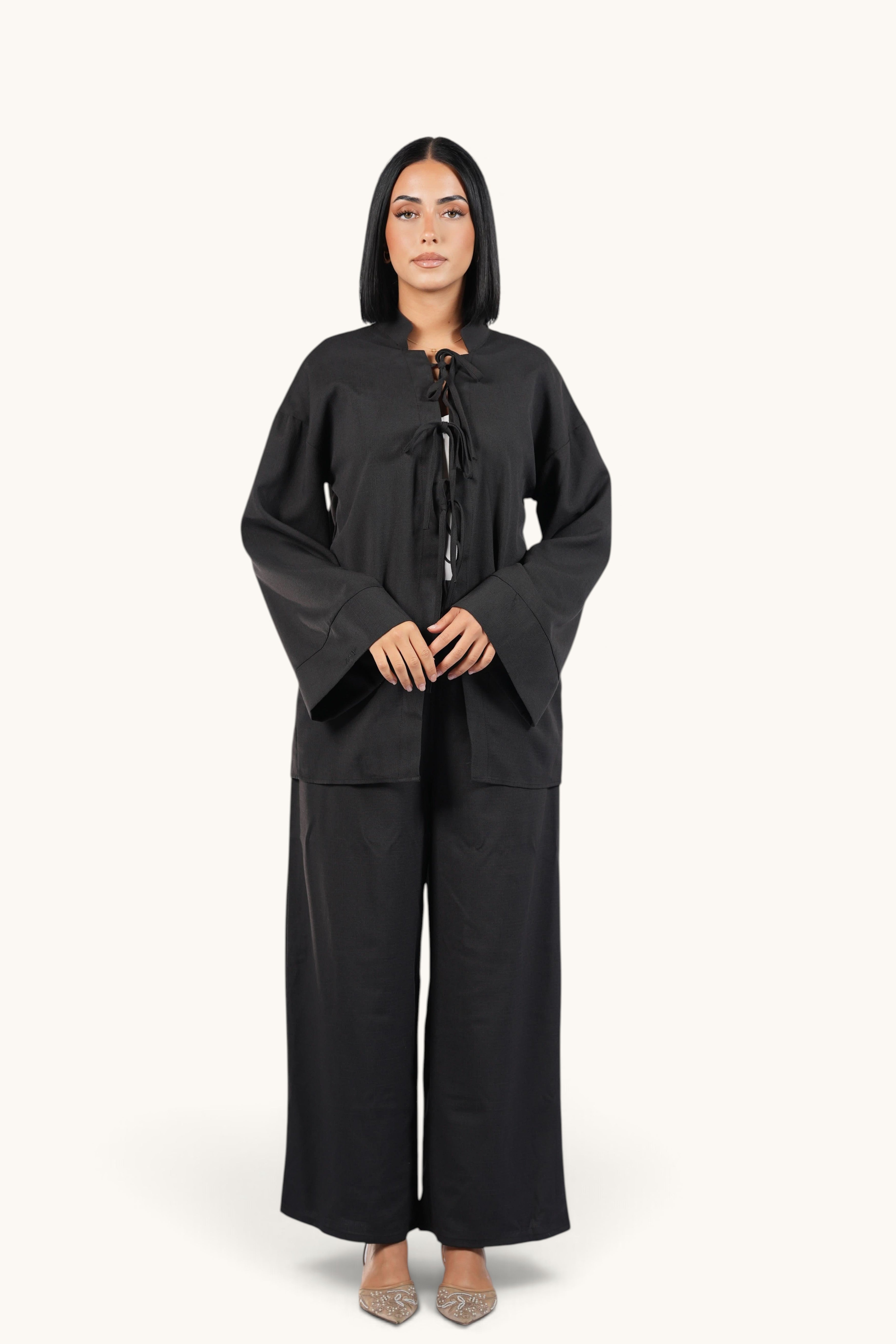 Zweiteiler Positano Ease Set in Schwarz von Losyana.Shop, bequemes schwarzes Kleidungspaket mit Top und Hose, ideal für lässigen Stil
