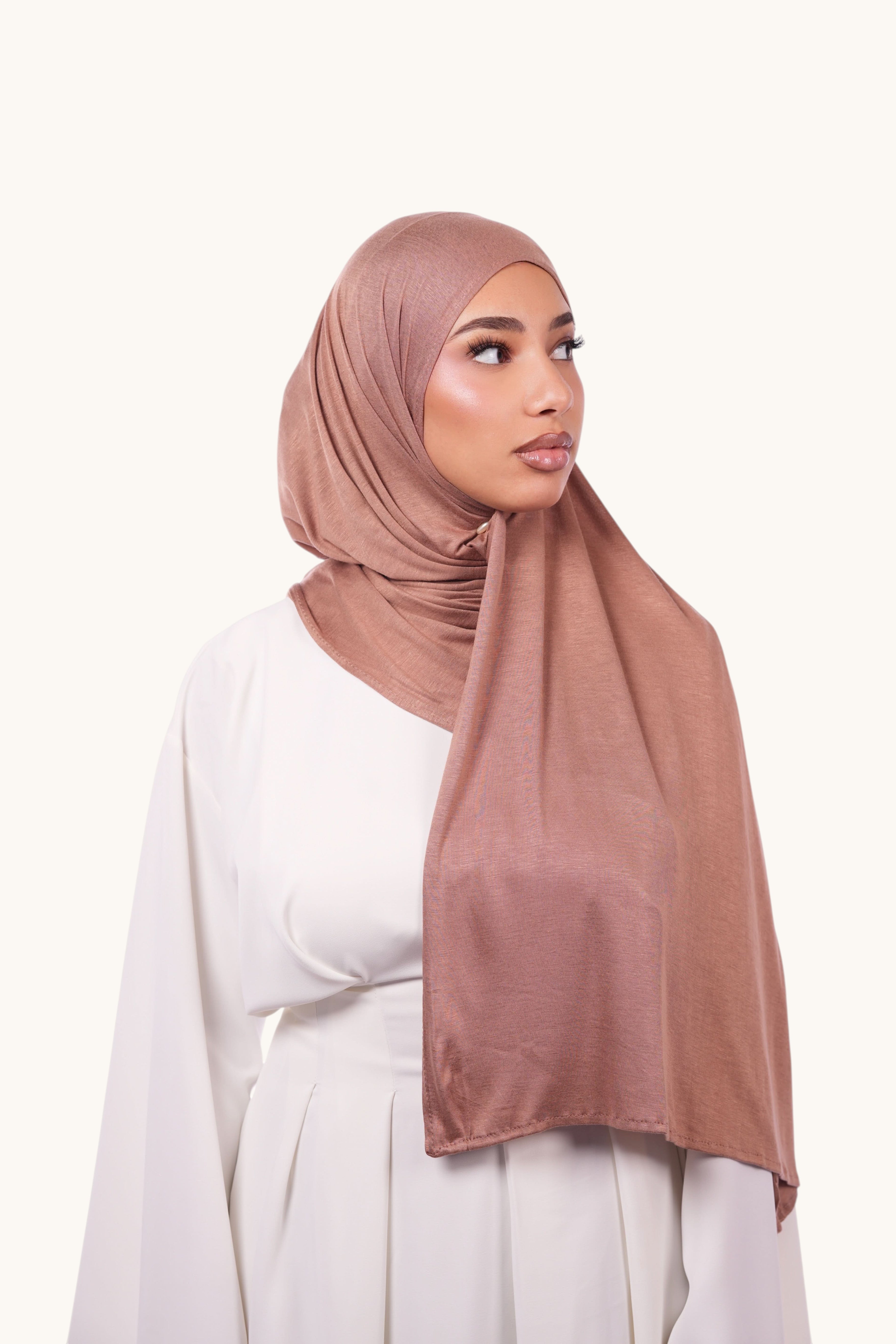 Weiches Bambus-Jersey in Nude von Losyana.Shop, Nahaufnahme des Stoffes und Textur, bequemes, nachhaltiges Material