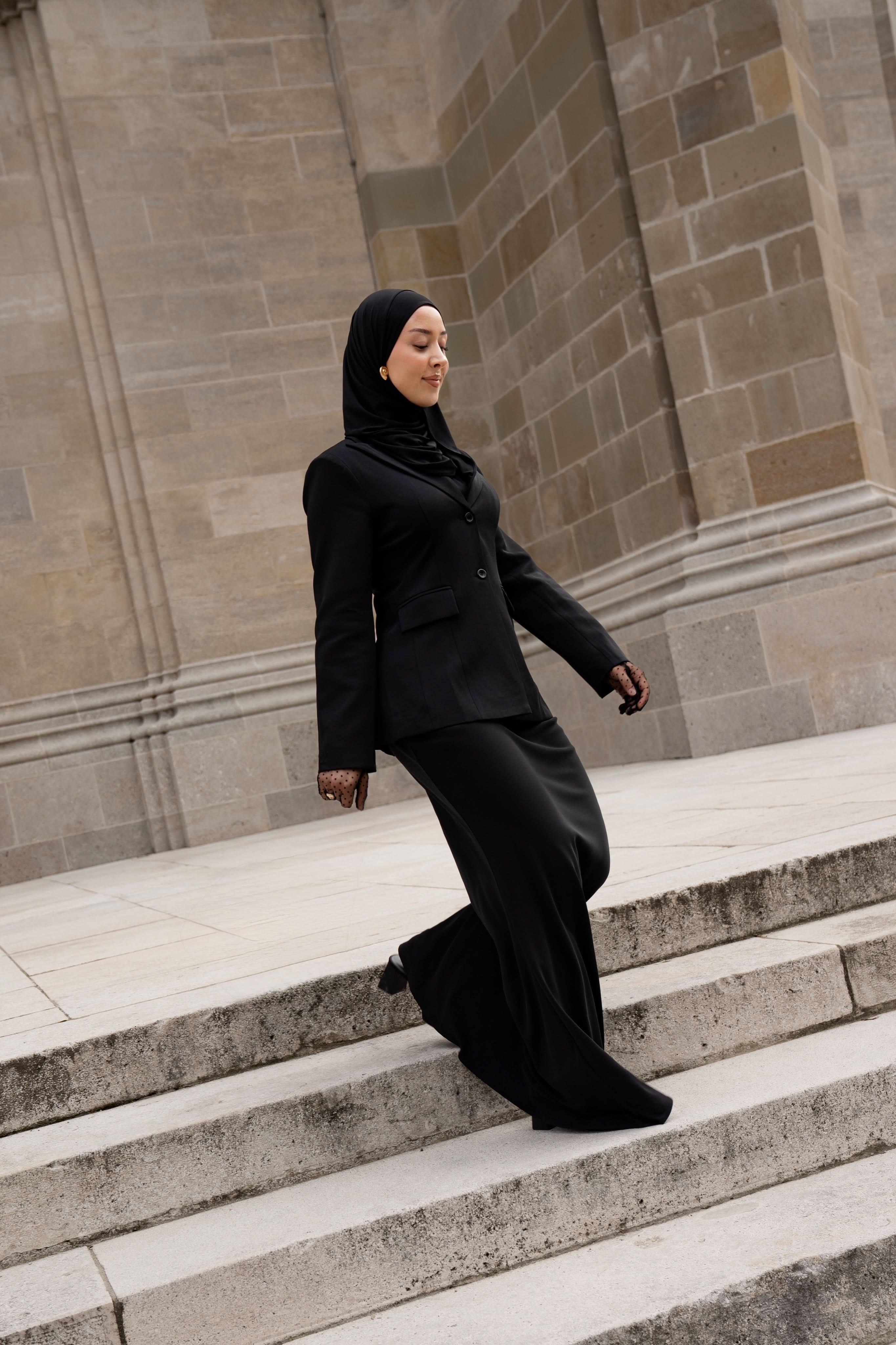 the palais skirt - black - Losyana.Shop