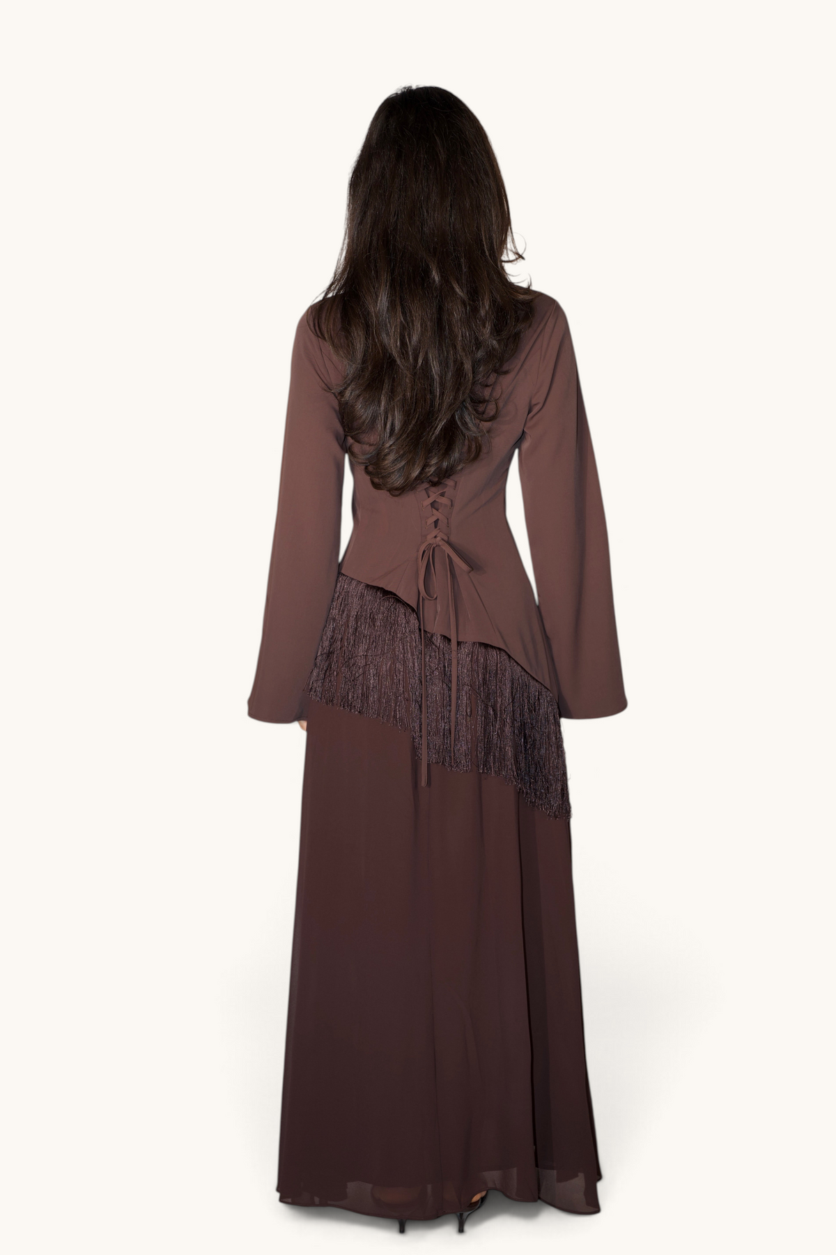 Eleganttes Corset Kleid mit Fransen in Espresso von LOSYANA, mit detailliertem Design und schicker Passform.