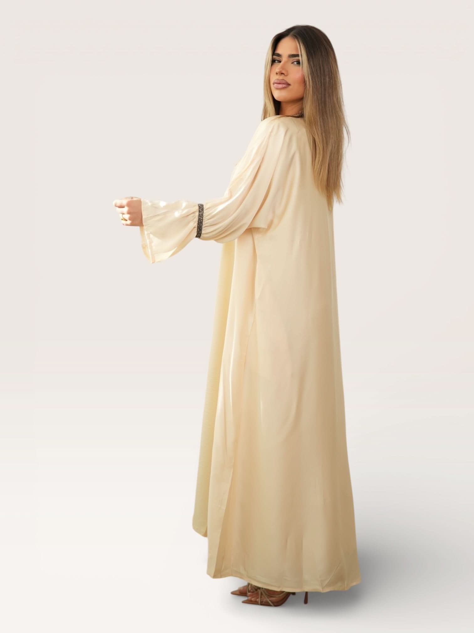 Ensemble satin - jaune beurre