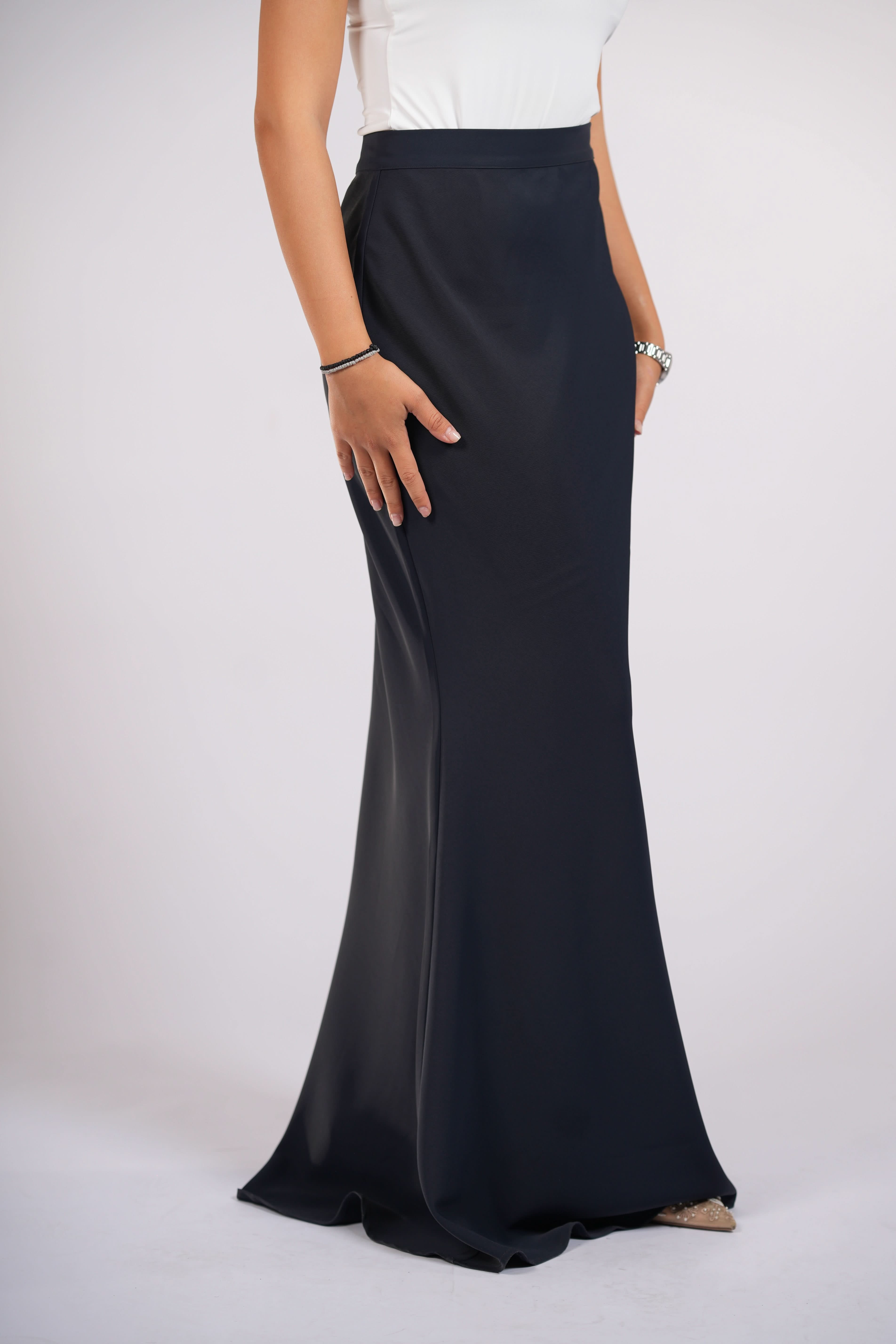 the palais skirt - navy - Losyana.Shop