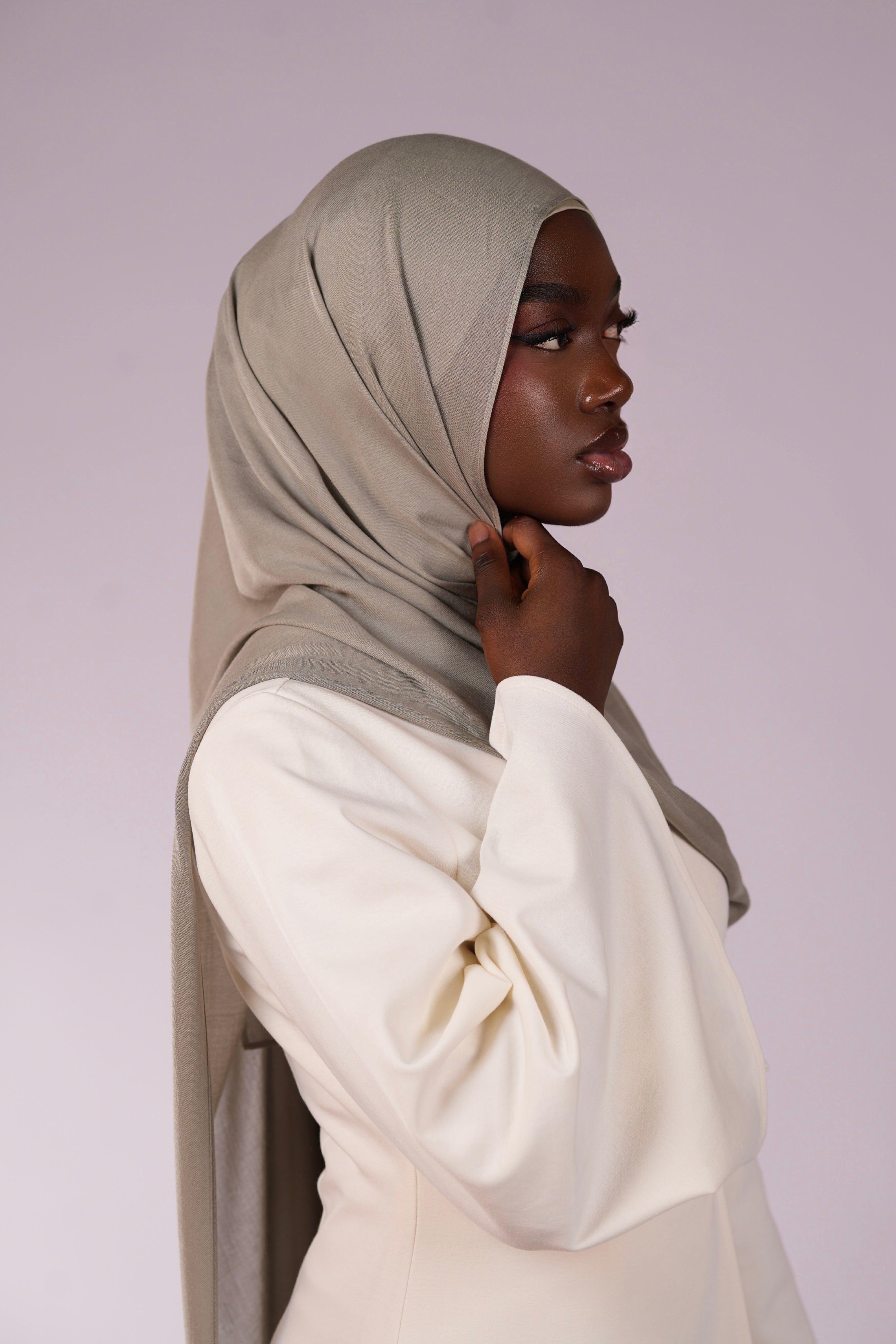 Lightweight Modal Hijab