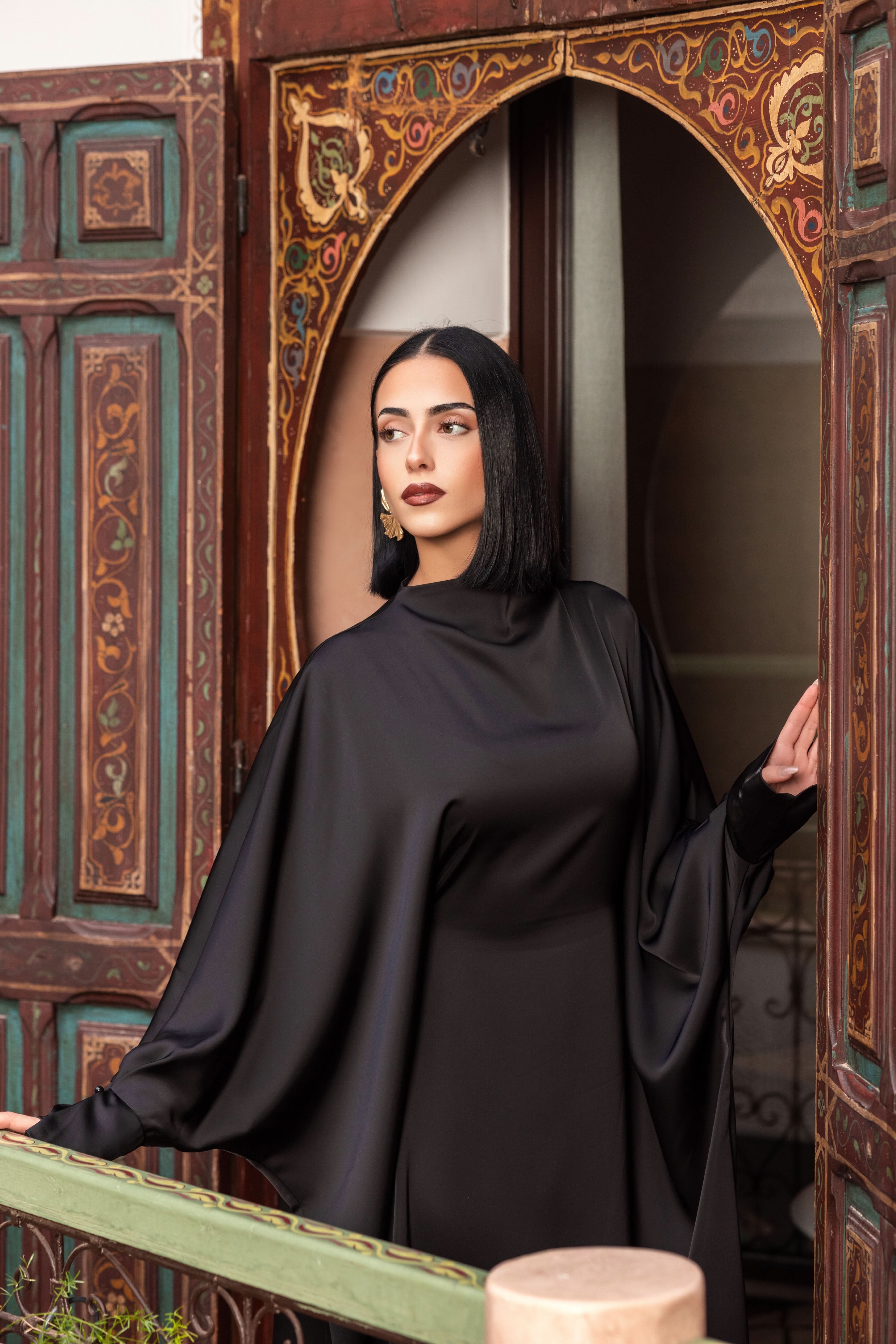 black dress abaya Arabian satin - - 50 Hill Prom Dresses Sherri Color:Cream Black Signature Open Abaya in fp