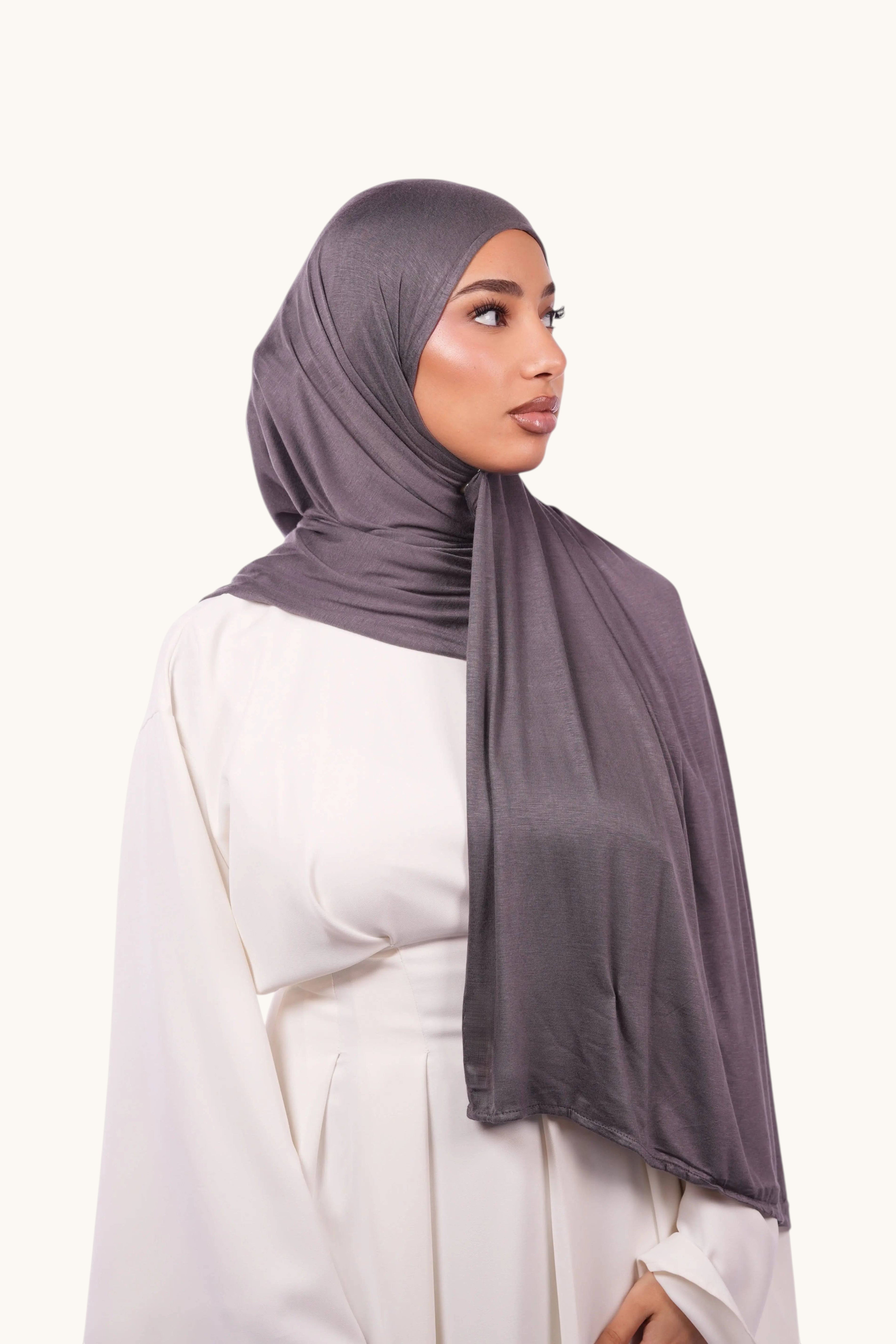Dunkelgrauer Bambus Jersey von Losyana.Shop, weiches und nachhaltiges Stoffmuster, perfekt für bequeme Kleidung.