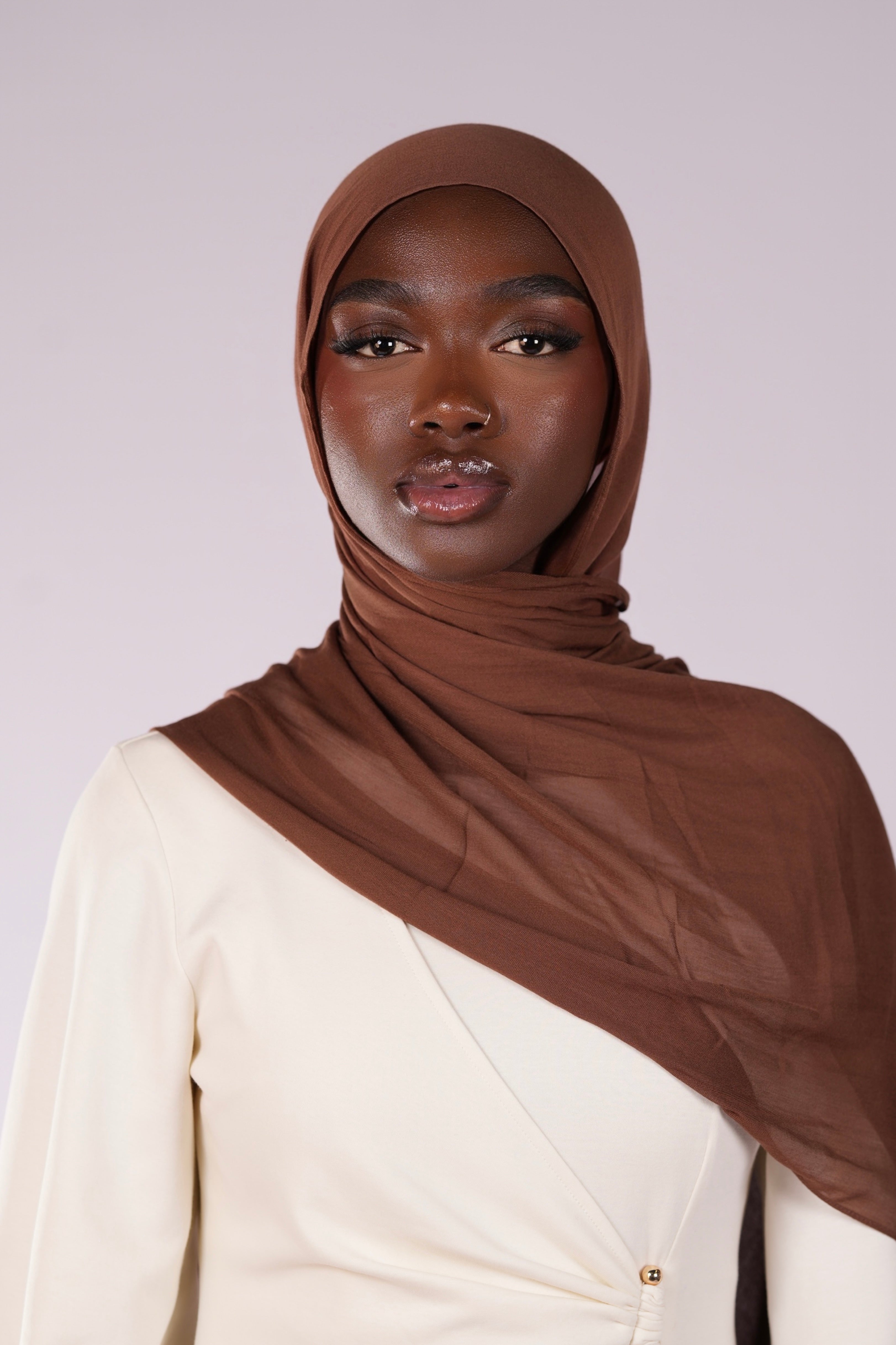 Lightweight Modal Hijab