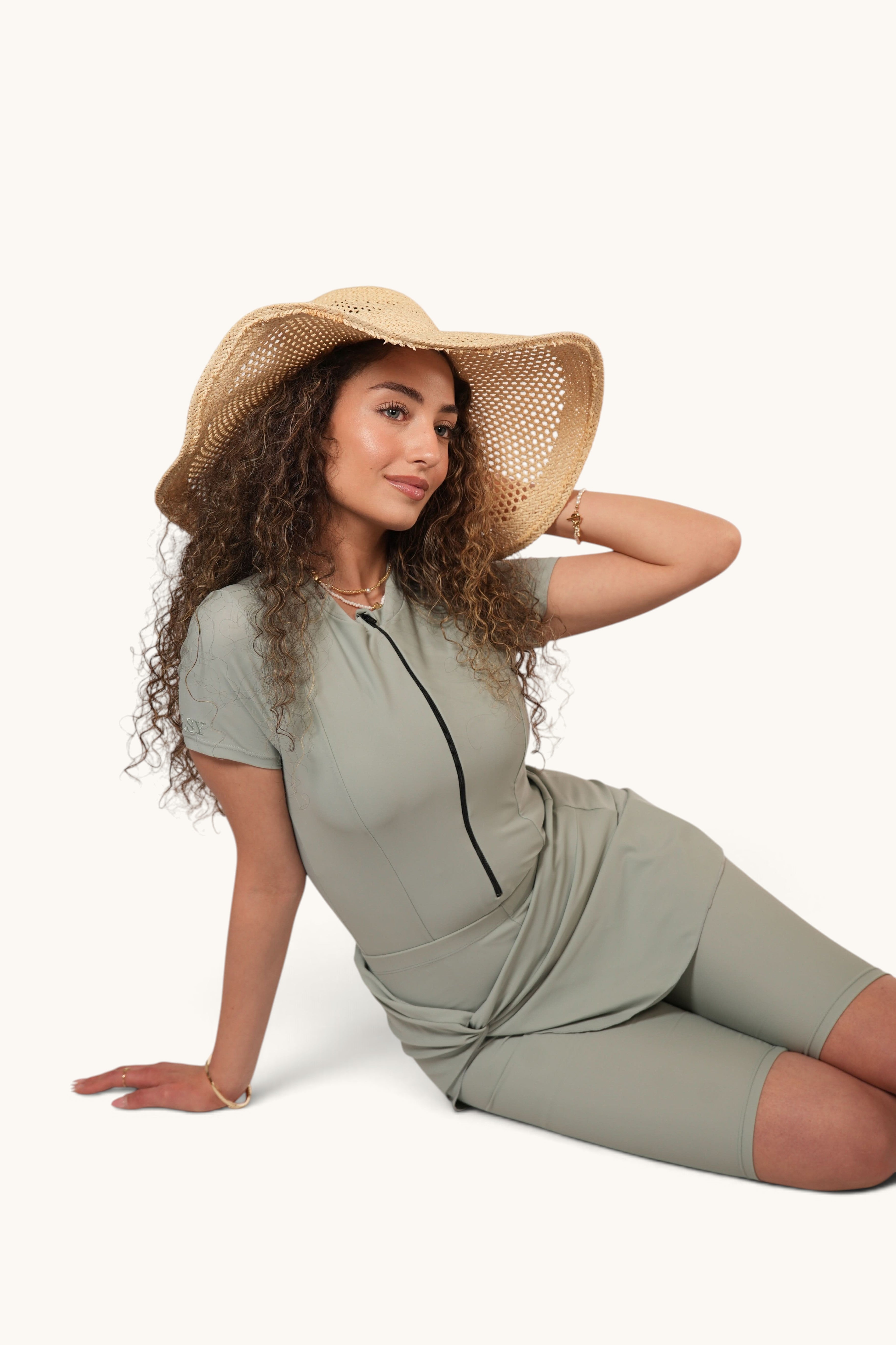 Blaue Luna Marina Schwimmkleidung von Losyana.Shop, zeigt das elegante Design und bequemen Stoff der Badebekleidung.