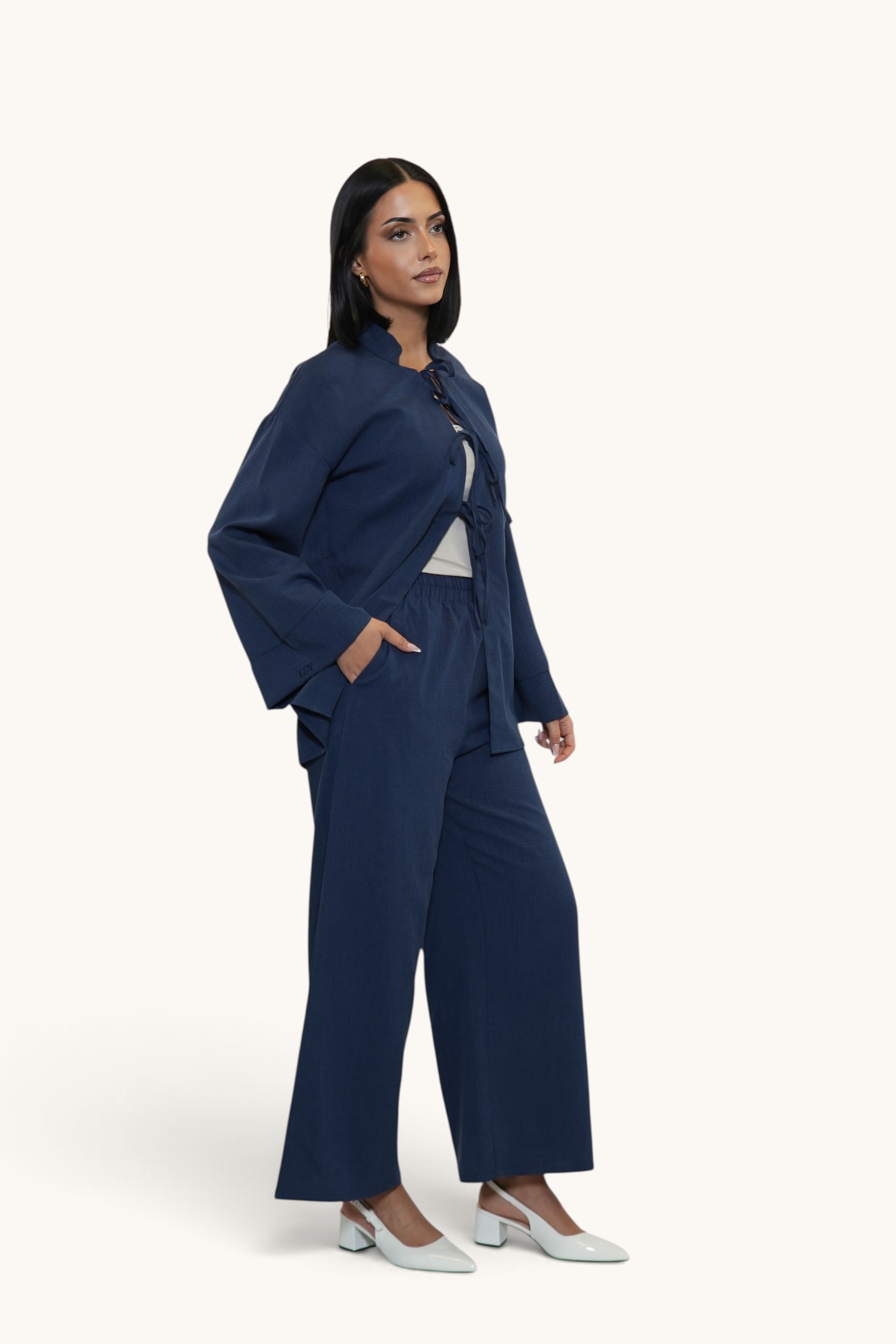 Zweiteiler Positano Ease Set in Navy von Losyana.Shop, bequemes Lounge-Outfit mit elastischem Stoff und lässigem Design.